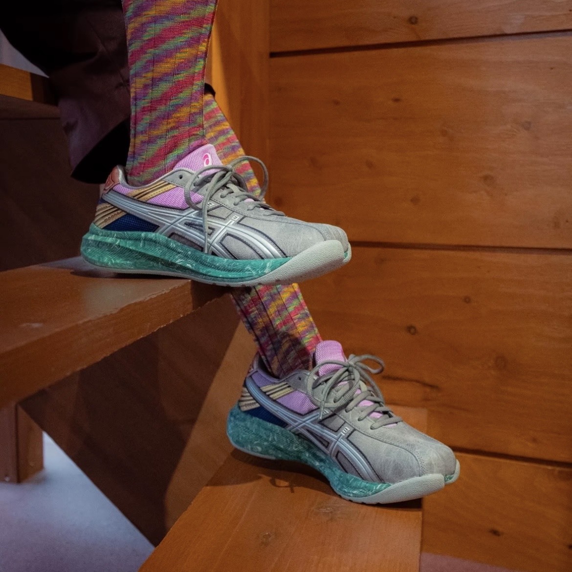 【代購】ASICS × KIKO KOSTADINOV LYASA FF 2 聯名機能跑鞋 男女同款 灰綠