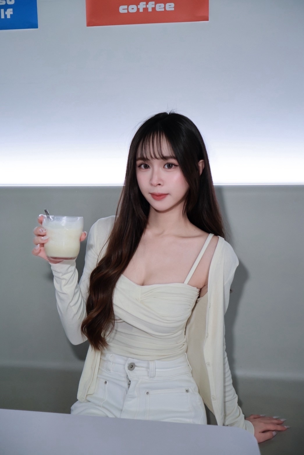 氤氳白月光🤍