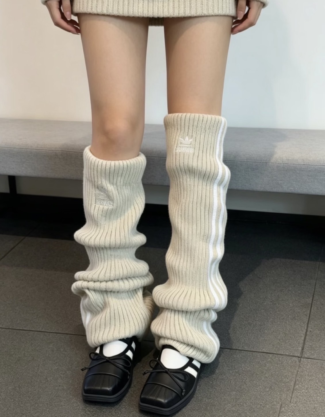 【Luxury】 ADIDAS Jennie 聯名泡泡襪襪 黑米兩色 金珍妮同款 長襪 襪套