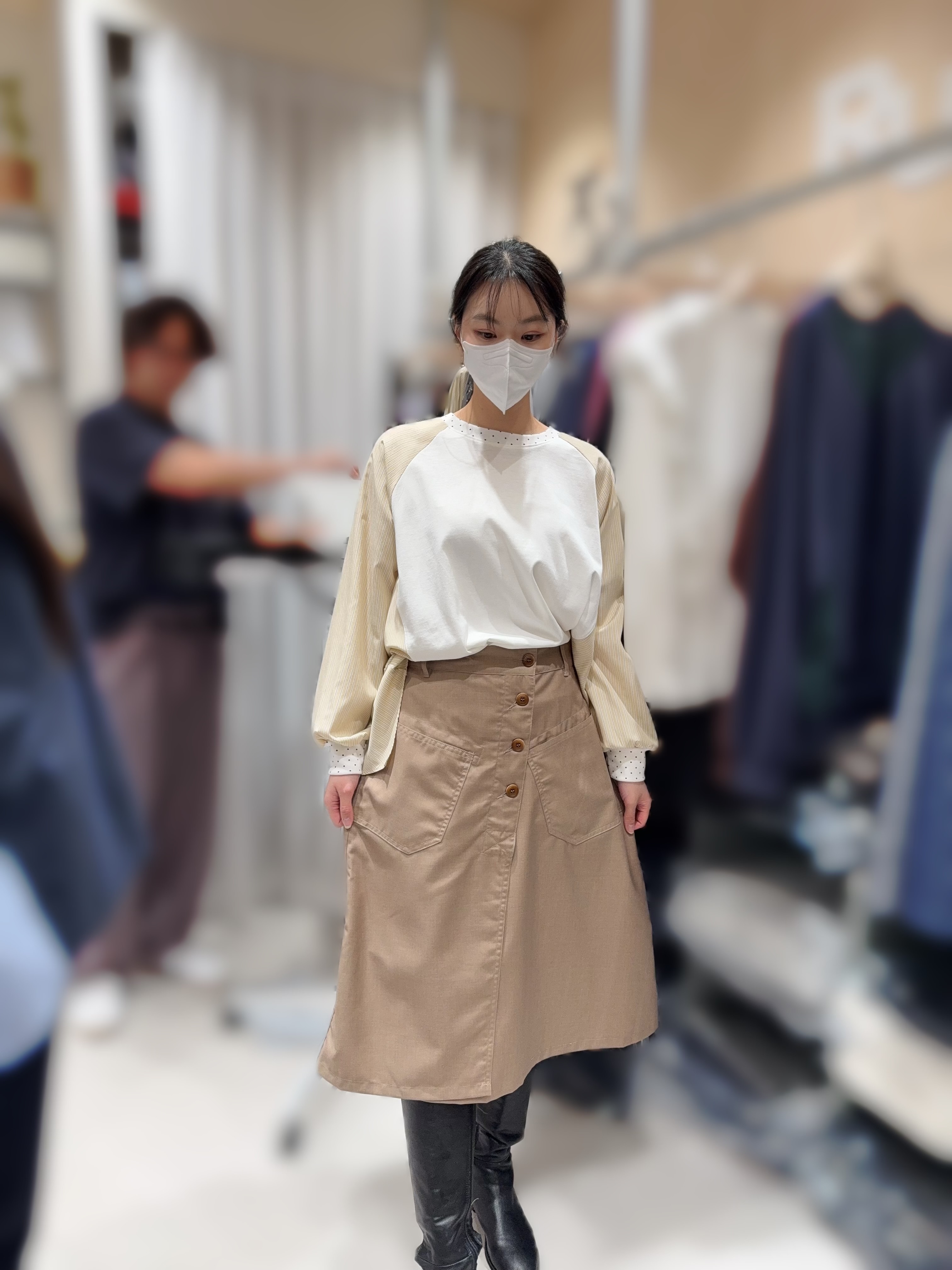 RU13   雙袋長裙 腰30-36 HIP44 長26.5 $539