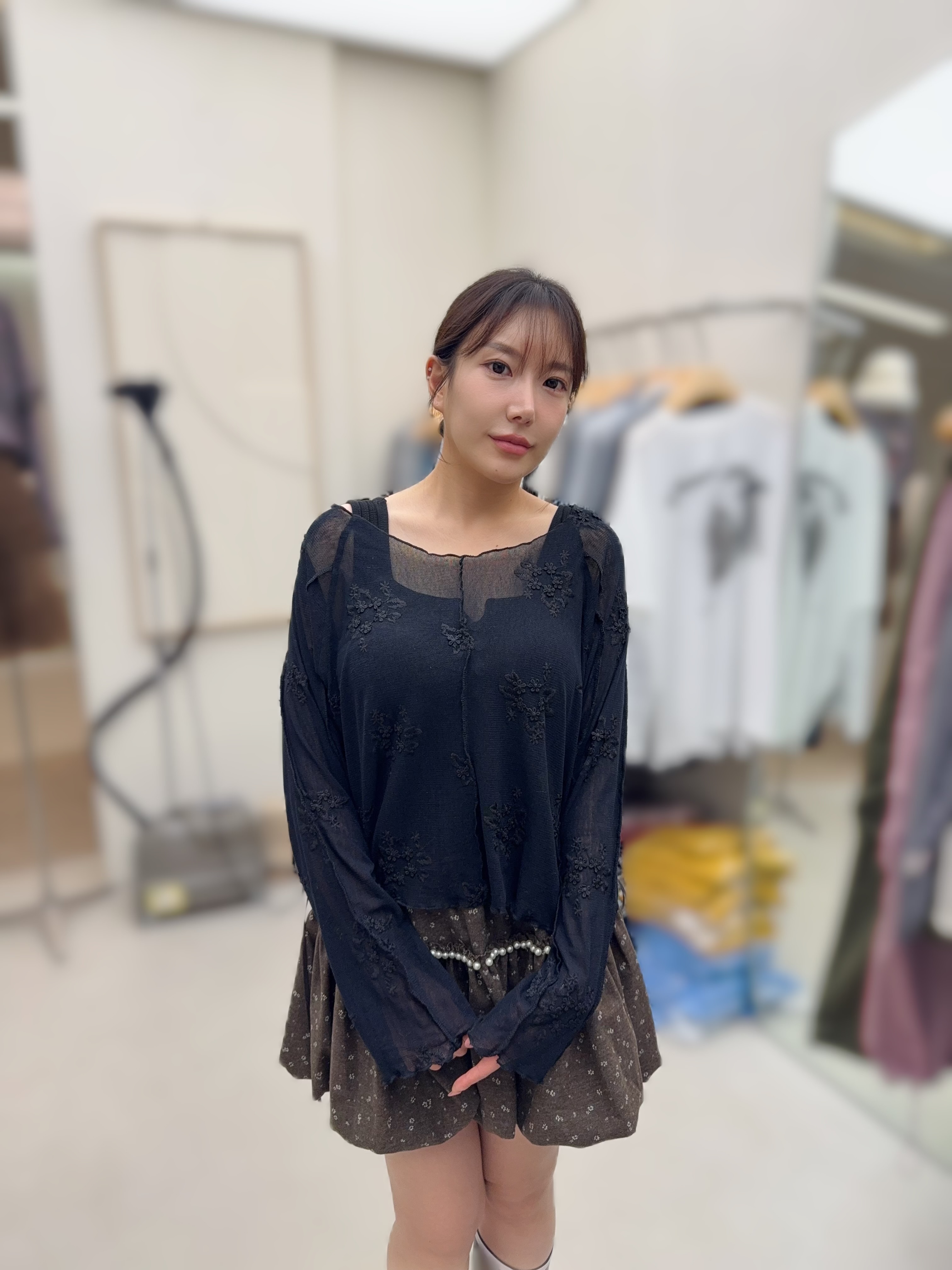 CE05  高質LACE襯衫  胸48 長20  $439