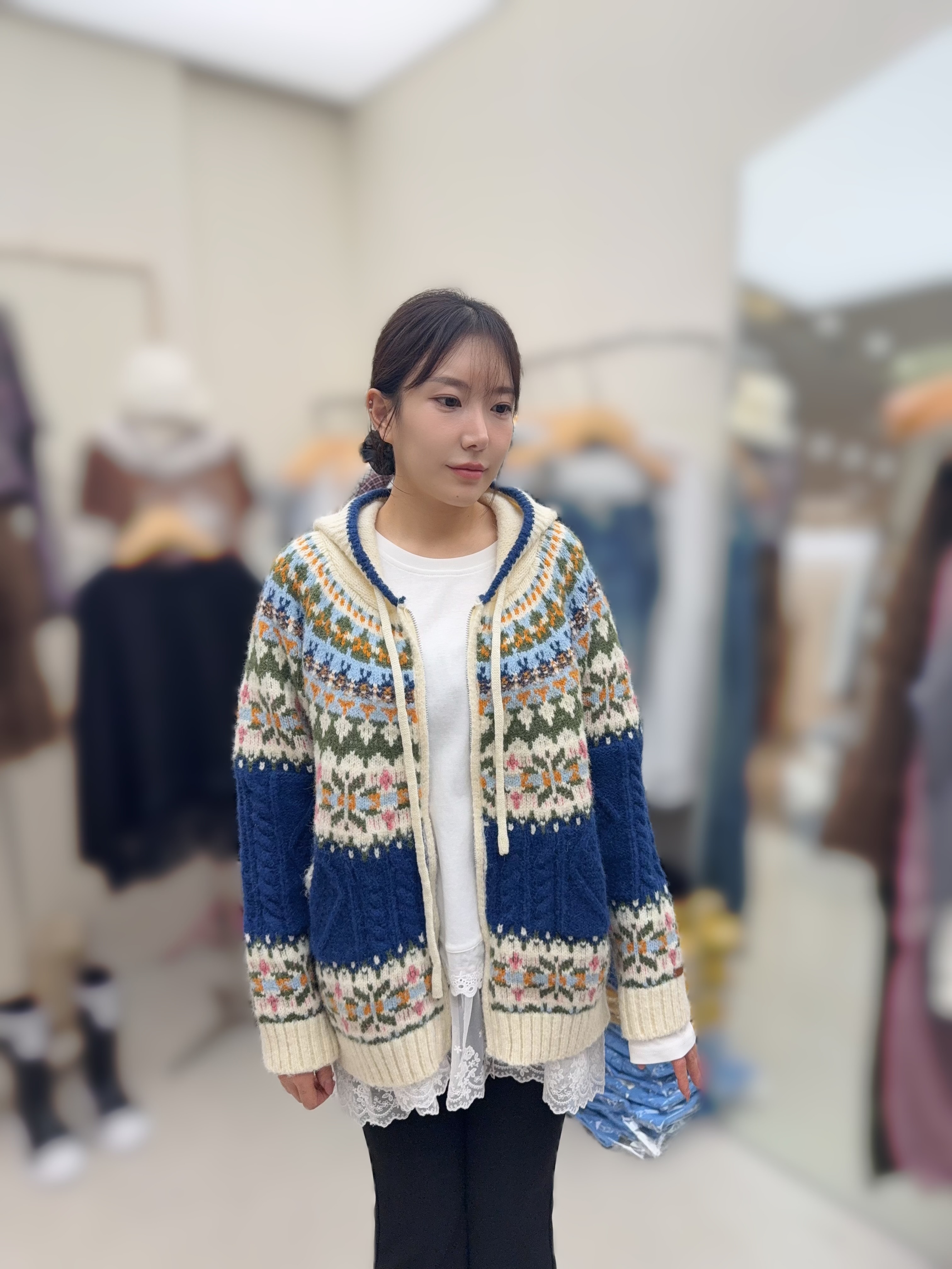 CE16   民族外套 55 % 羊毛 胸48-60長 26.5 $709