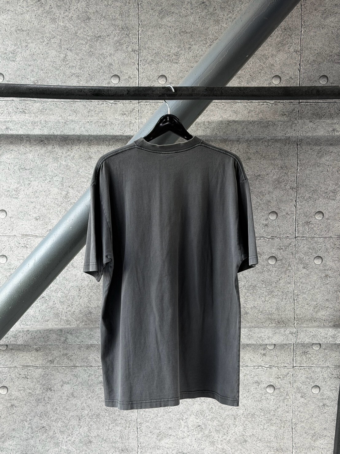 BALENCIAGA 水洗做舊 刺繡XXXL字母Logo 短袖T