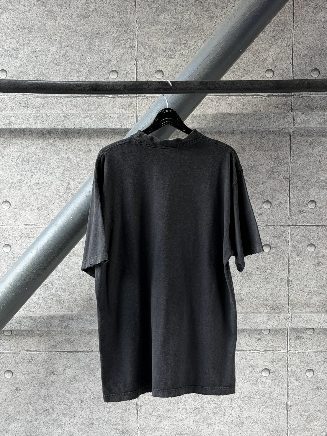 BALENCIAGA 胸前小b刺繡Logo 黑短袖T