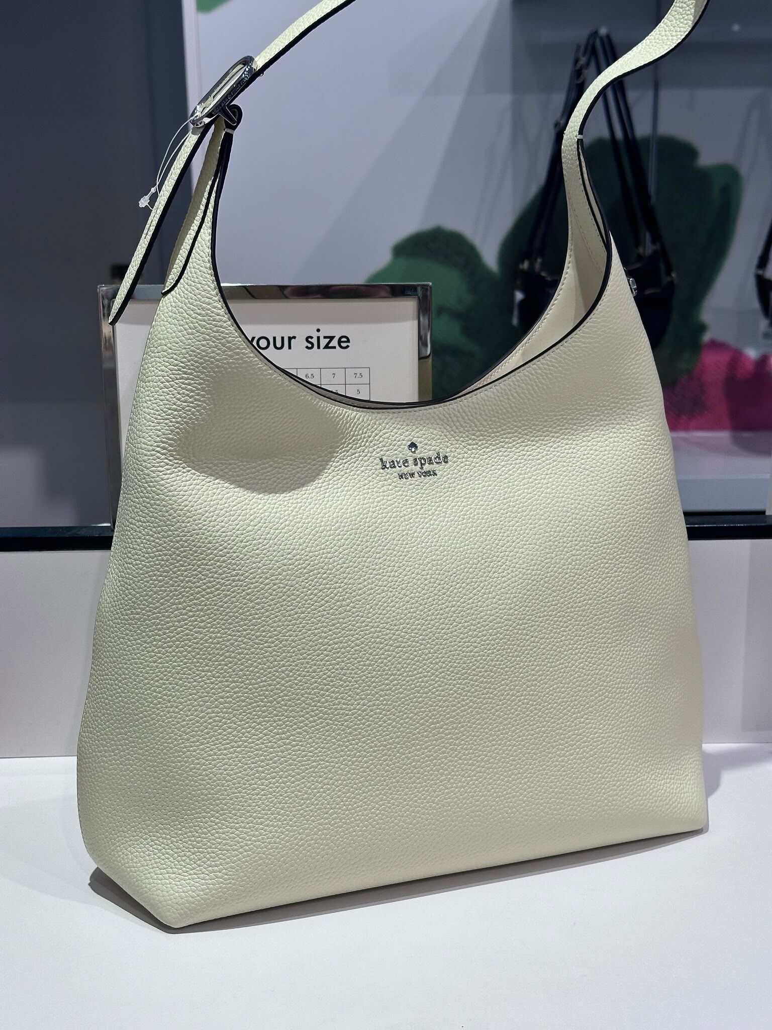 WV03 KS 淡黃色大單肩包  454 Large Shoulder Bag