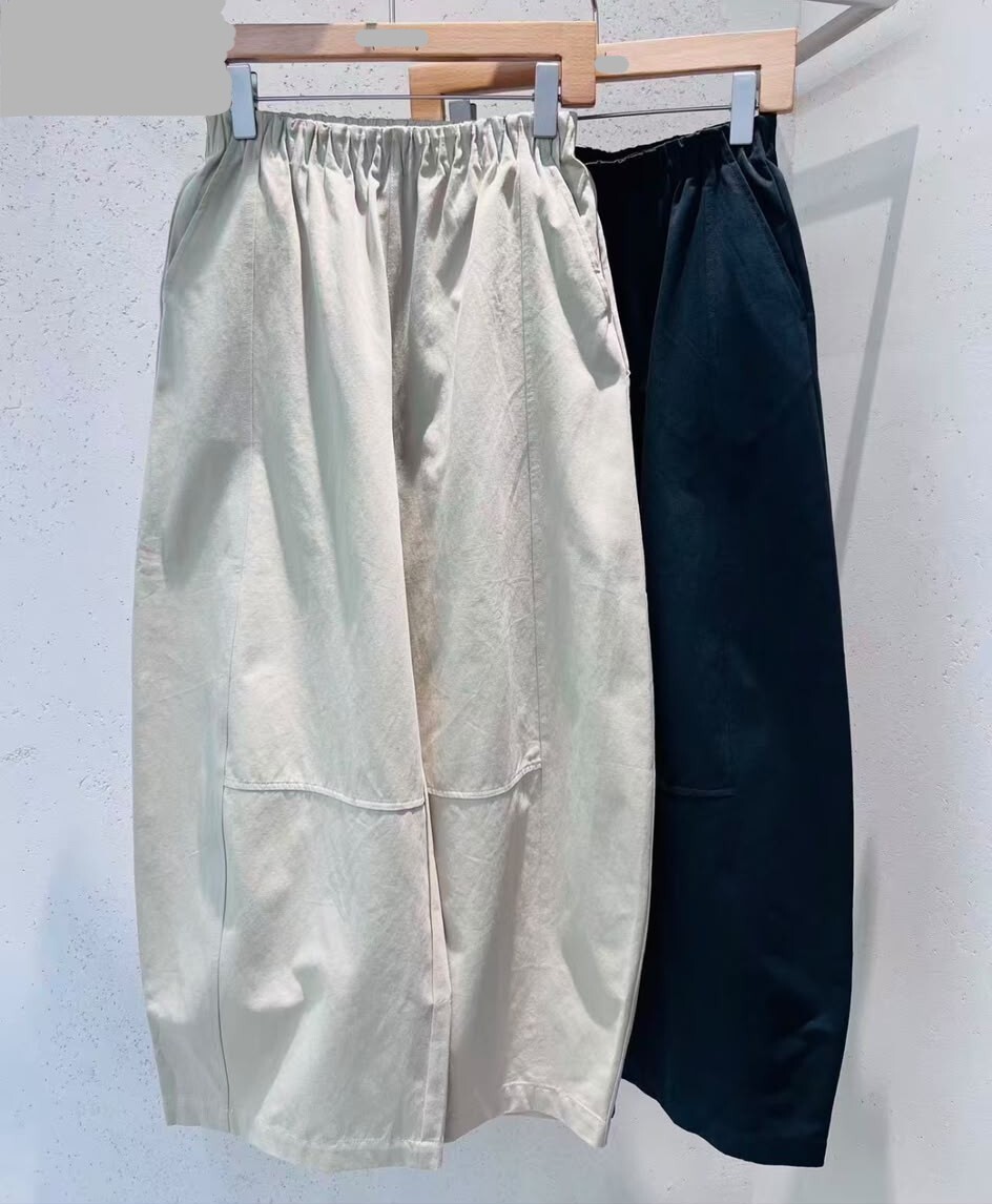 AQ32   橡根褲 S:腰27-37    HIP49 長38.5 / M:腰28 -38    HIP50 長39 $439