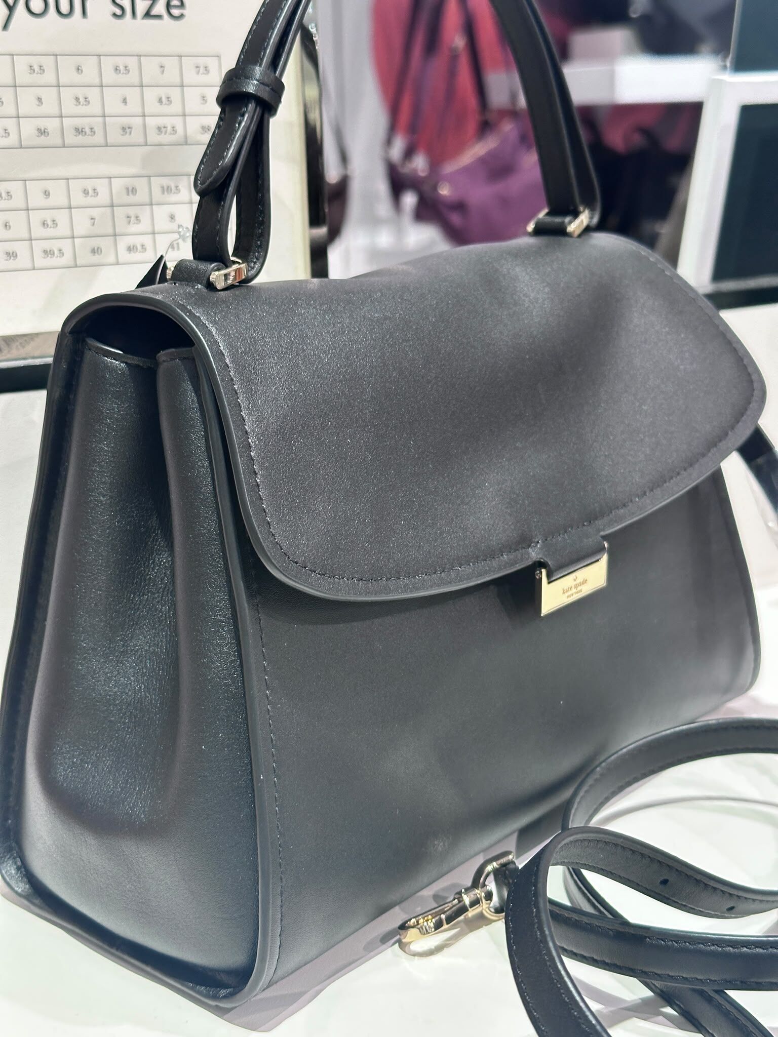 WV13 KS 黑色皮手提袋  Riley Top Handle Bag