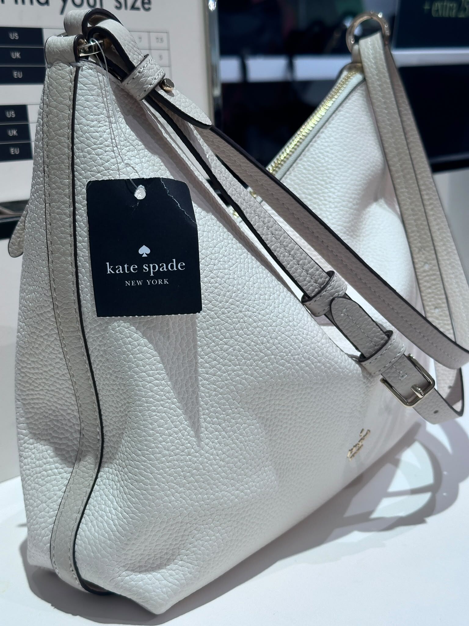 WV25 KS 奶油白色大斜背包  Lenox Large Crossbody Bag