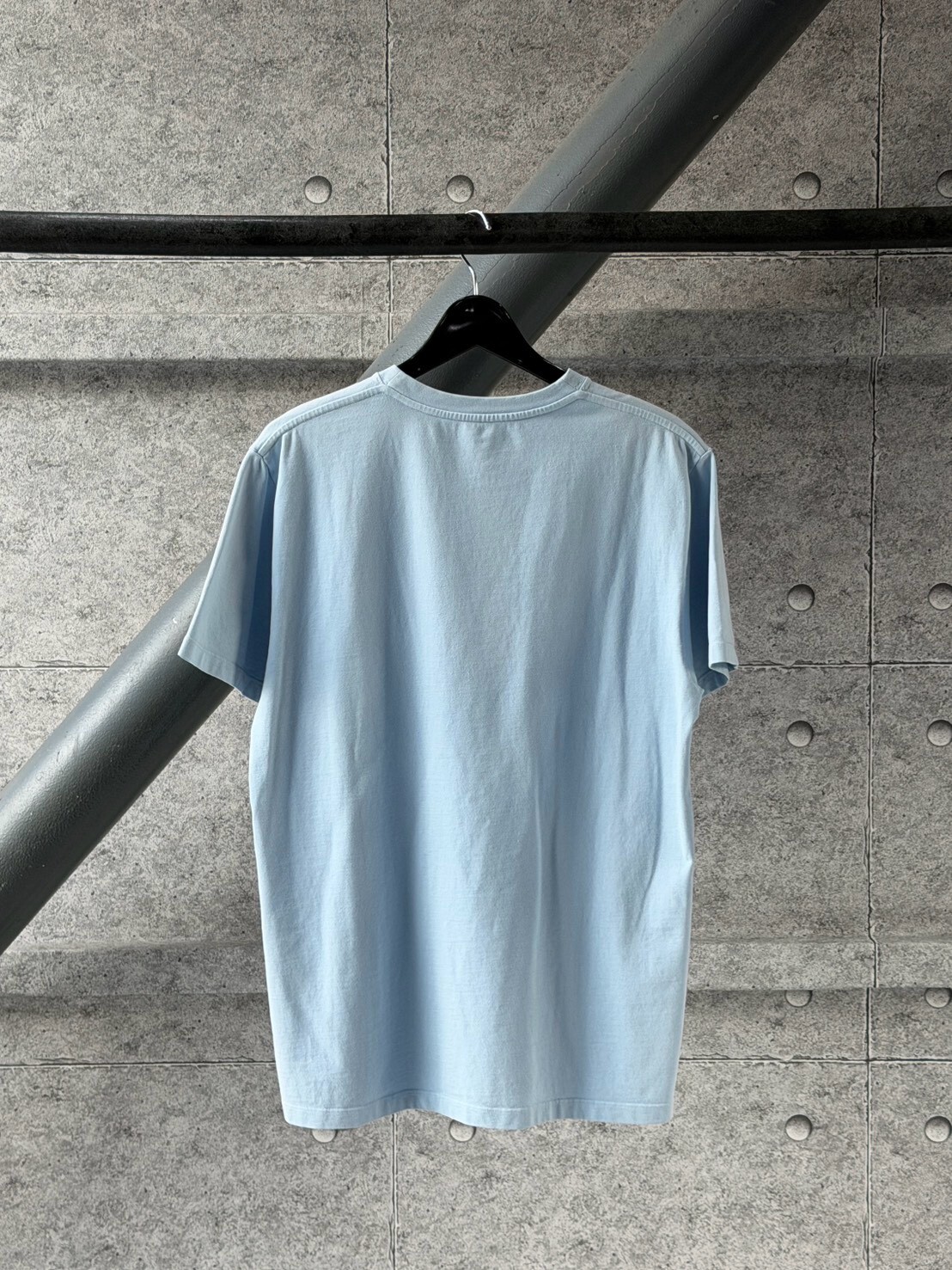 LOEWE 經典刺繡Logo 淡藍色短袖T