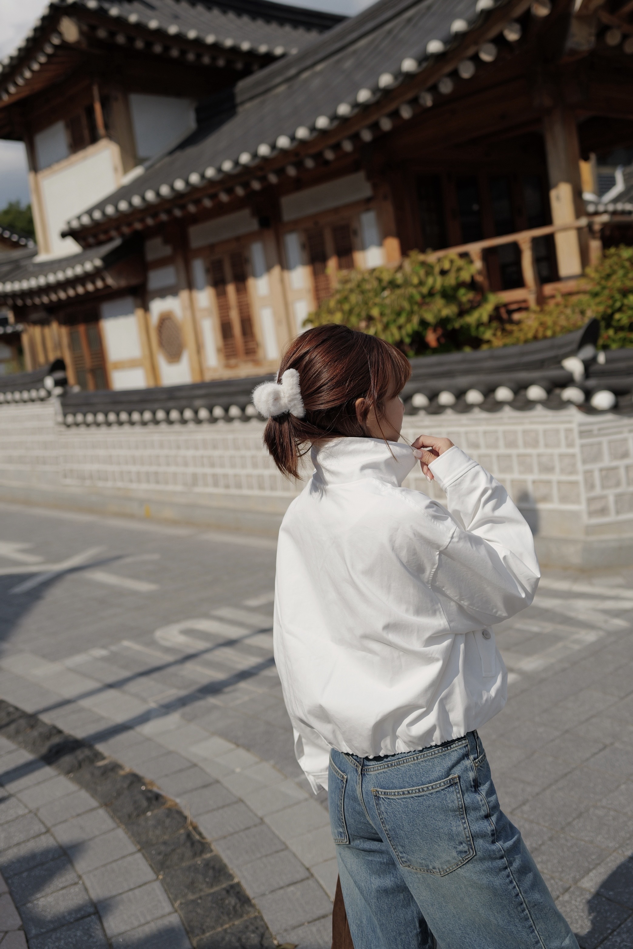 COMMI 雙拉鍊俐落挺版夾克（白）