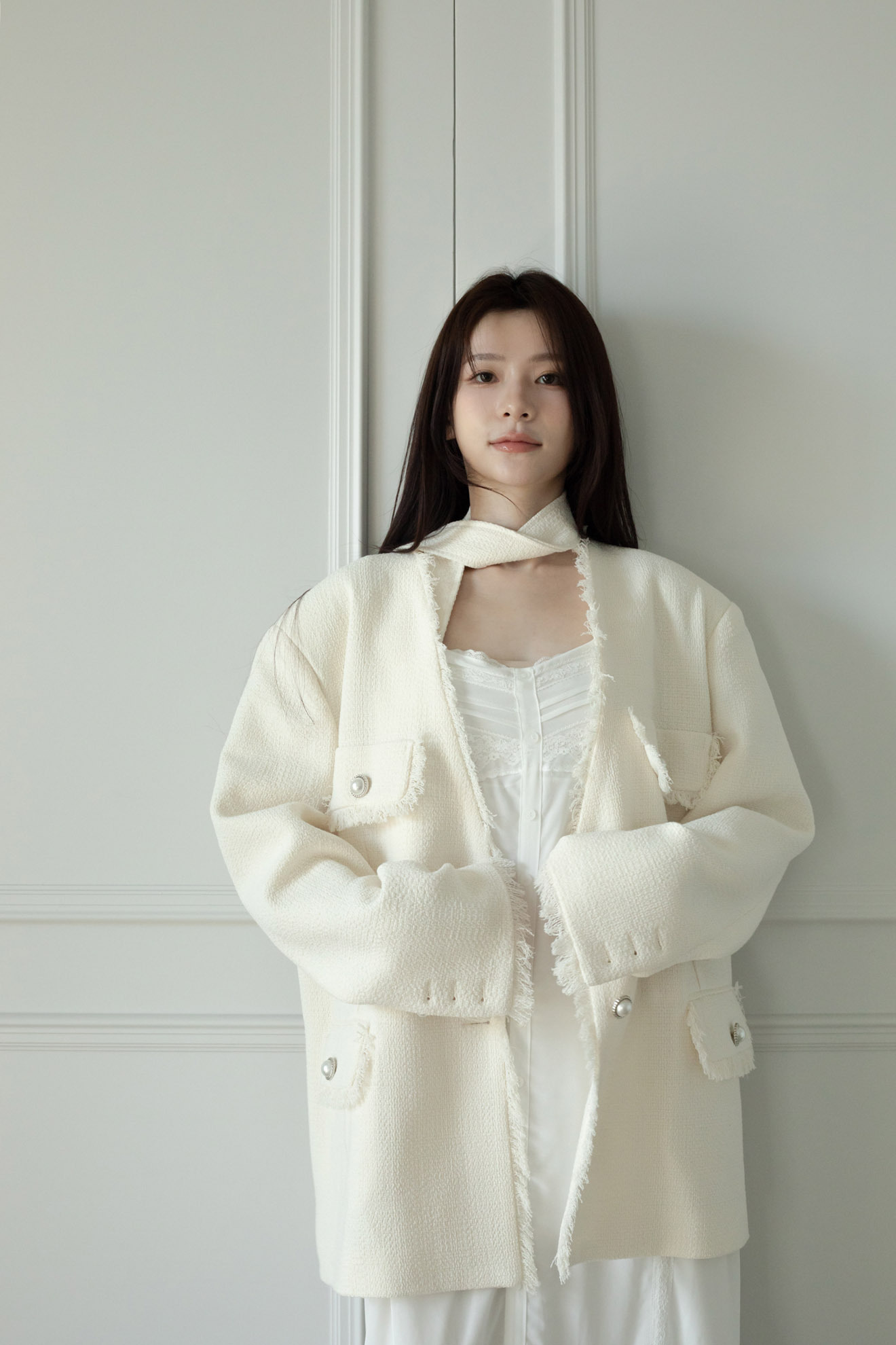 T07 FRINGE TWEED PEARL BUTTON JACKET