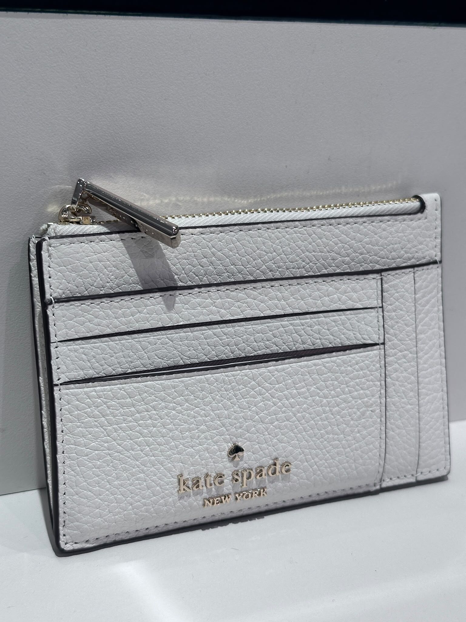 WV37 KS 奶油白色 大拉鏈卡包  Large Slim Card Holder