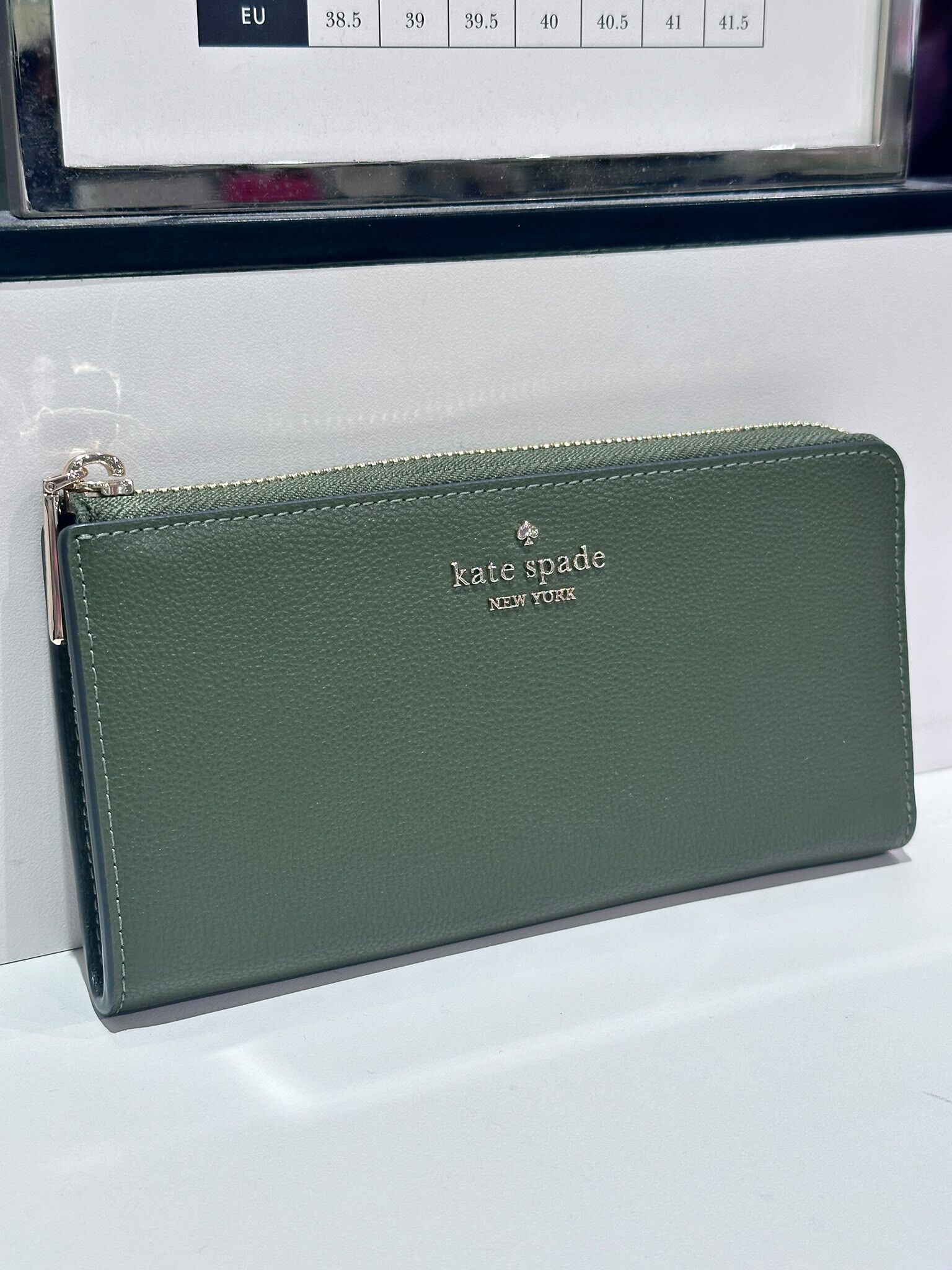 WV40 KS 橄欖綠色 拉鏈長銀包  Large Slim L-zip Wallet