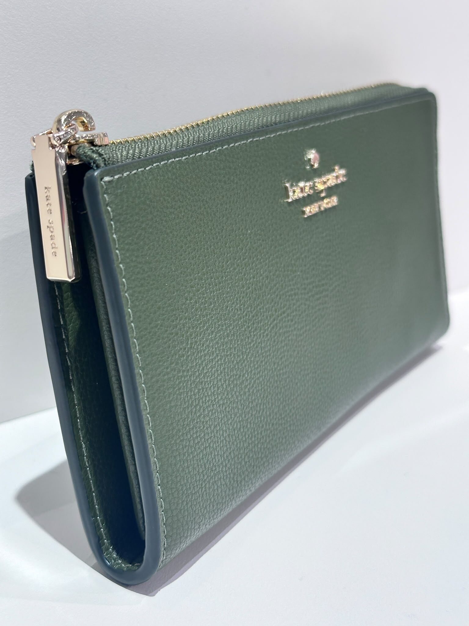 WV40 KS 橄欖綠色 拉鏈長銀包  Large Slim L-zip Wallet