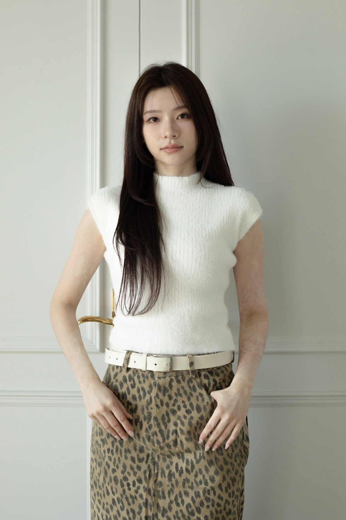 T12 RIBBED MOCK NECK KNIT TOP