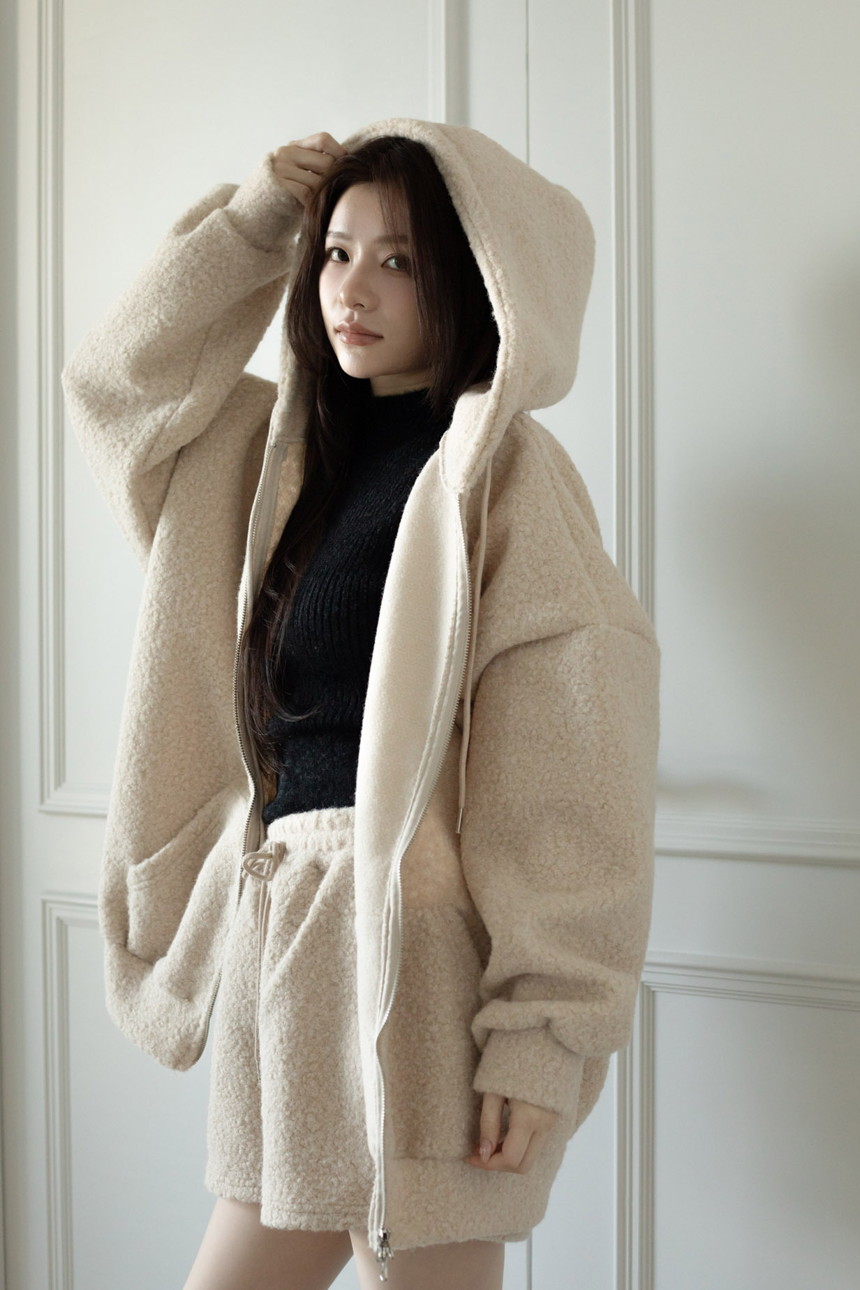 T18 OVERSIZED SHERPA ZIP-UP HOODIE JK