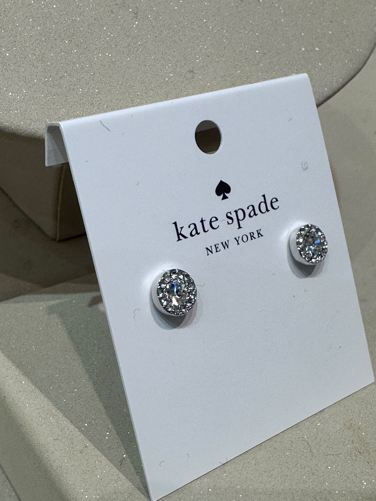 WV61 KS 水晶銀色耳環  You're A Gem Pave Halo Studs