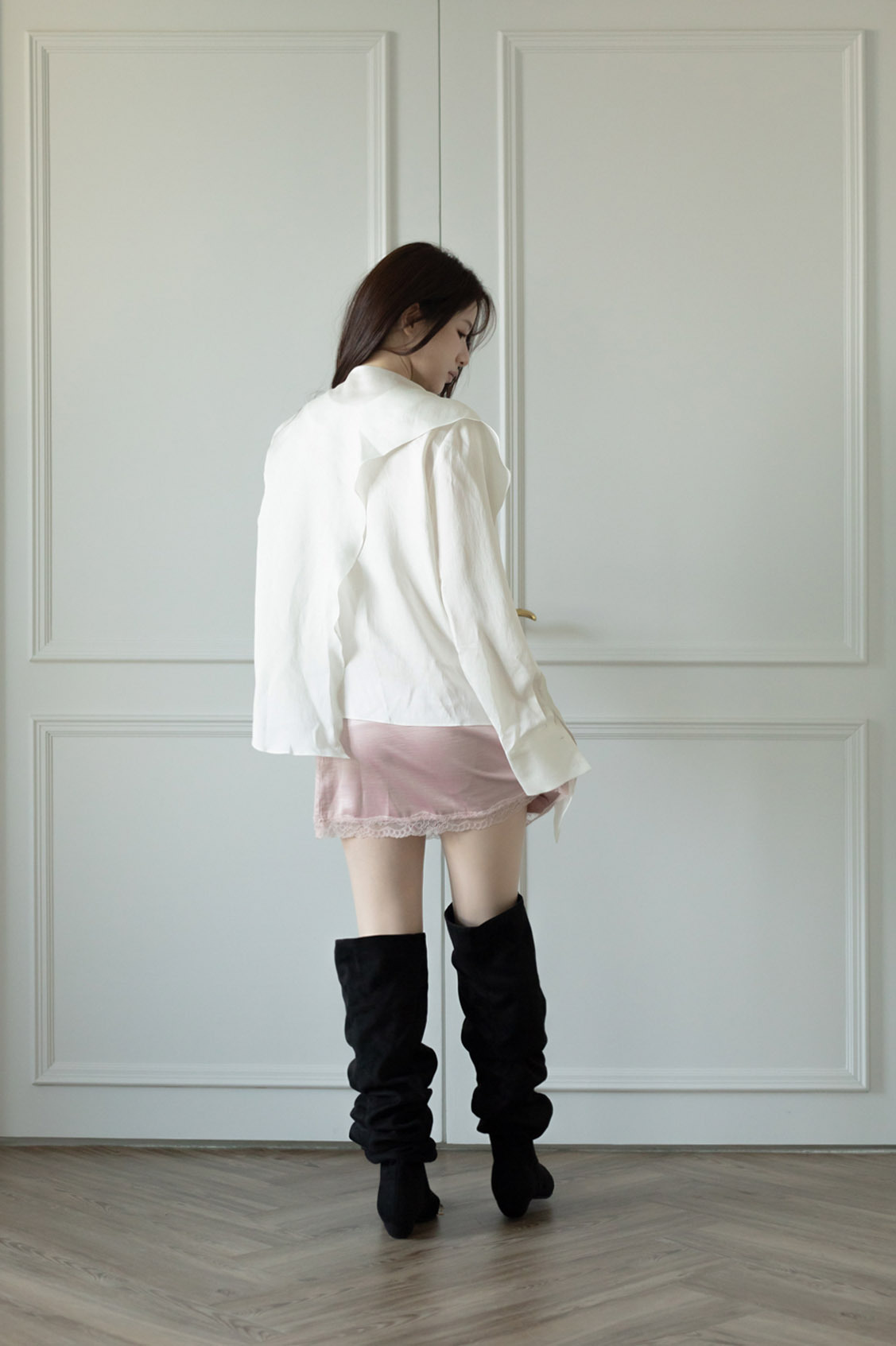 A02 POINTED-TOE SLOUCHY SUEDE KNEE-HIGH BOOTS