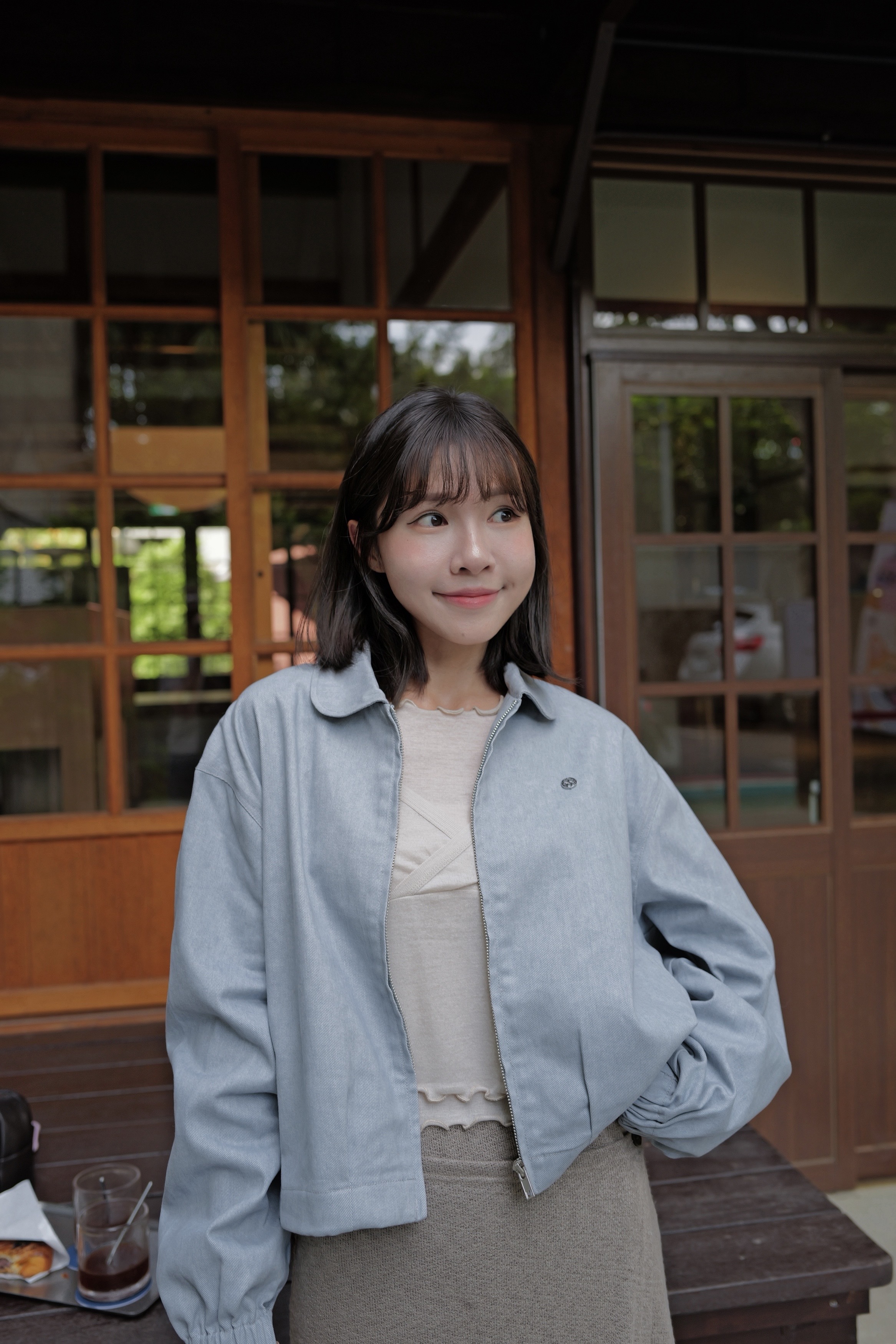 預購 COMMI 縮口柔霧簡約外套-女款（藍）