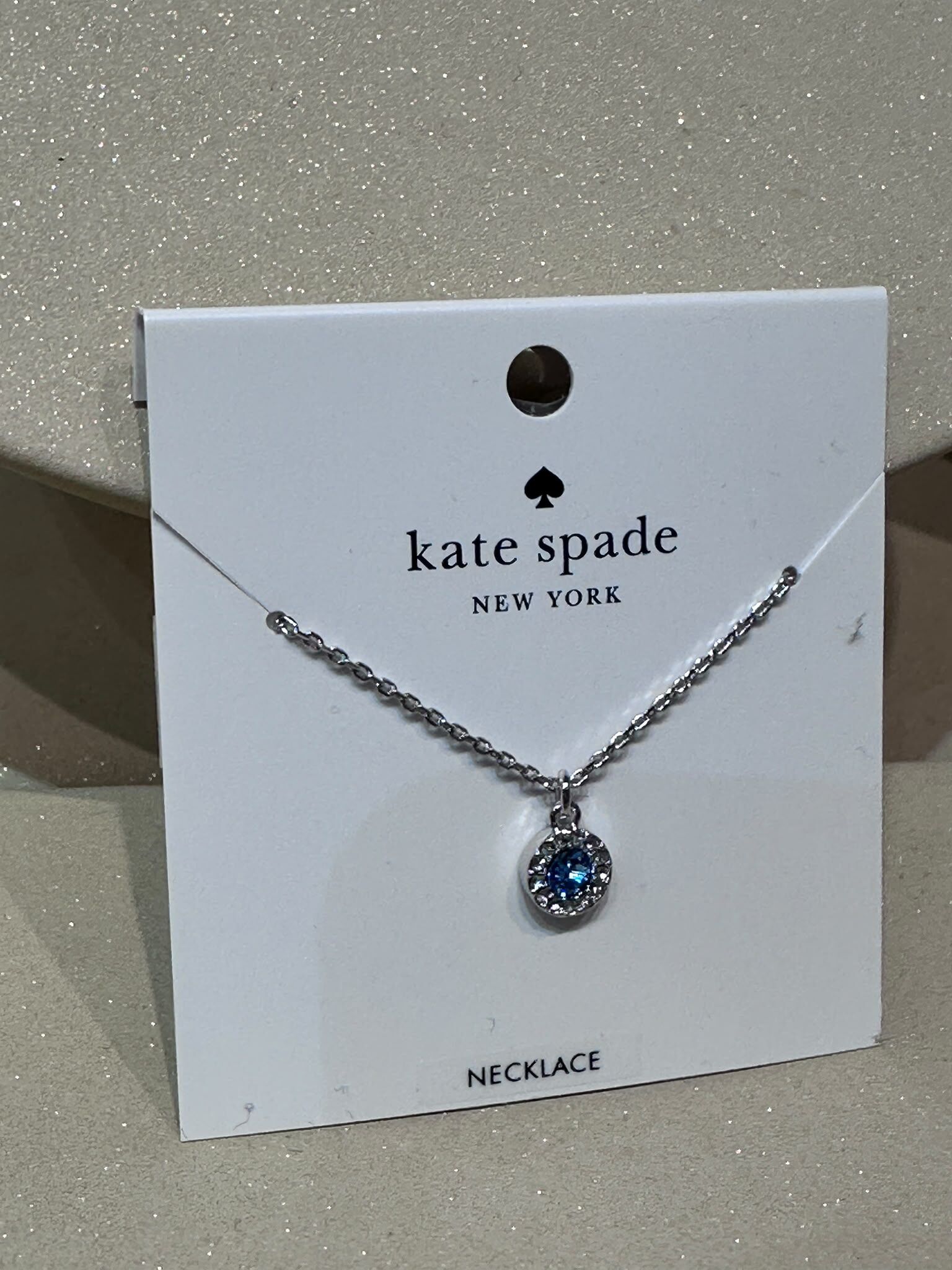 WV68 KS 藍色水晶吊墜銀色頸鏈  You're A Gem Pave Halo Pendant