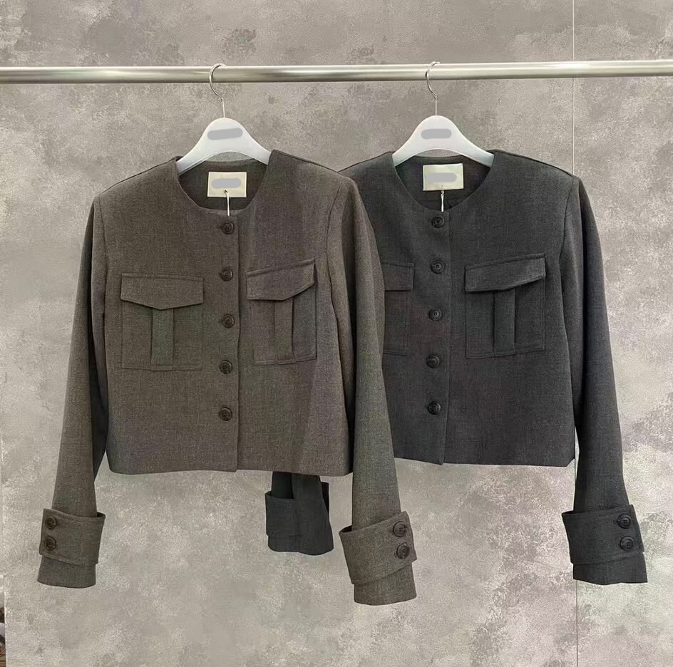 FN17  上身 大褸 胸41   長19   $799