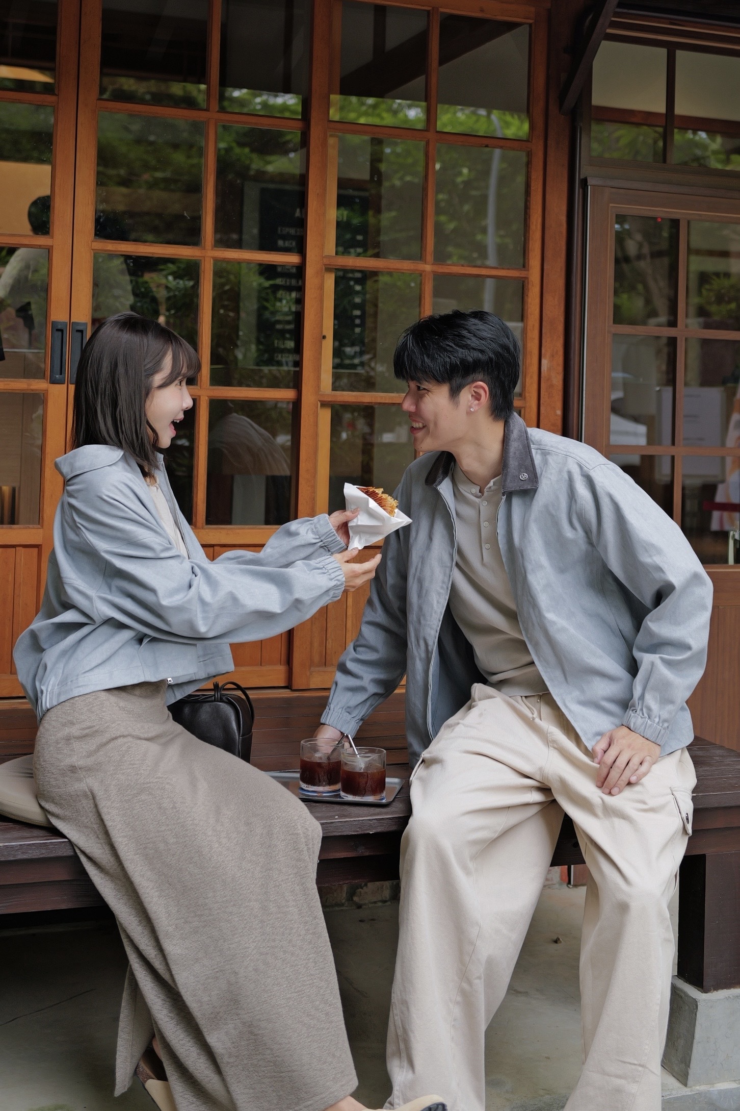 預購 COMMI 燈心絨領簡約外套-男款（藍）