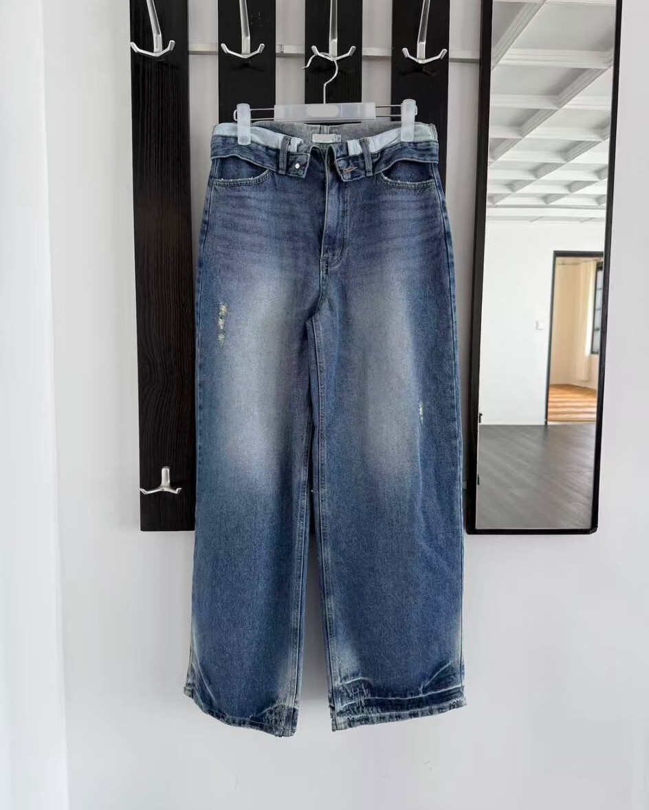 FN22 牛仔褲👖 S:腰30  HIP43   長 42.5   / M:腰 31 HIP 44長42.5  $649