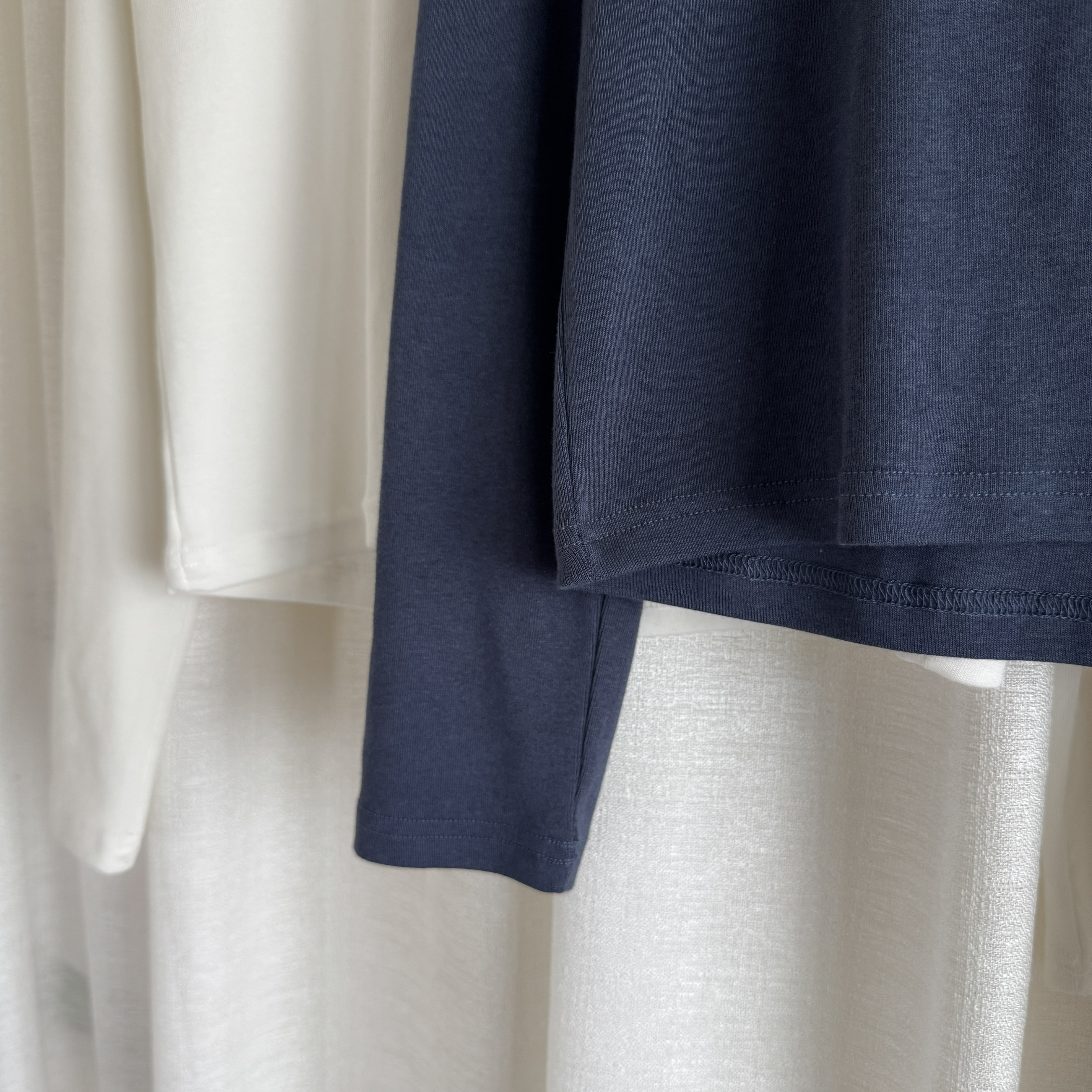 大U領棉tee