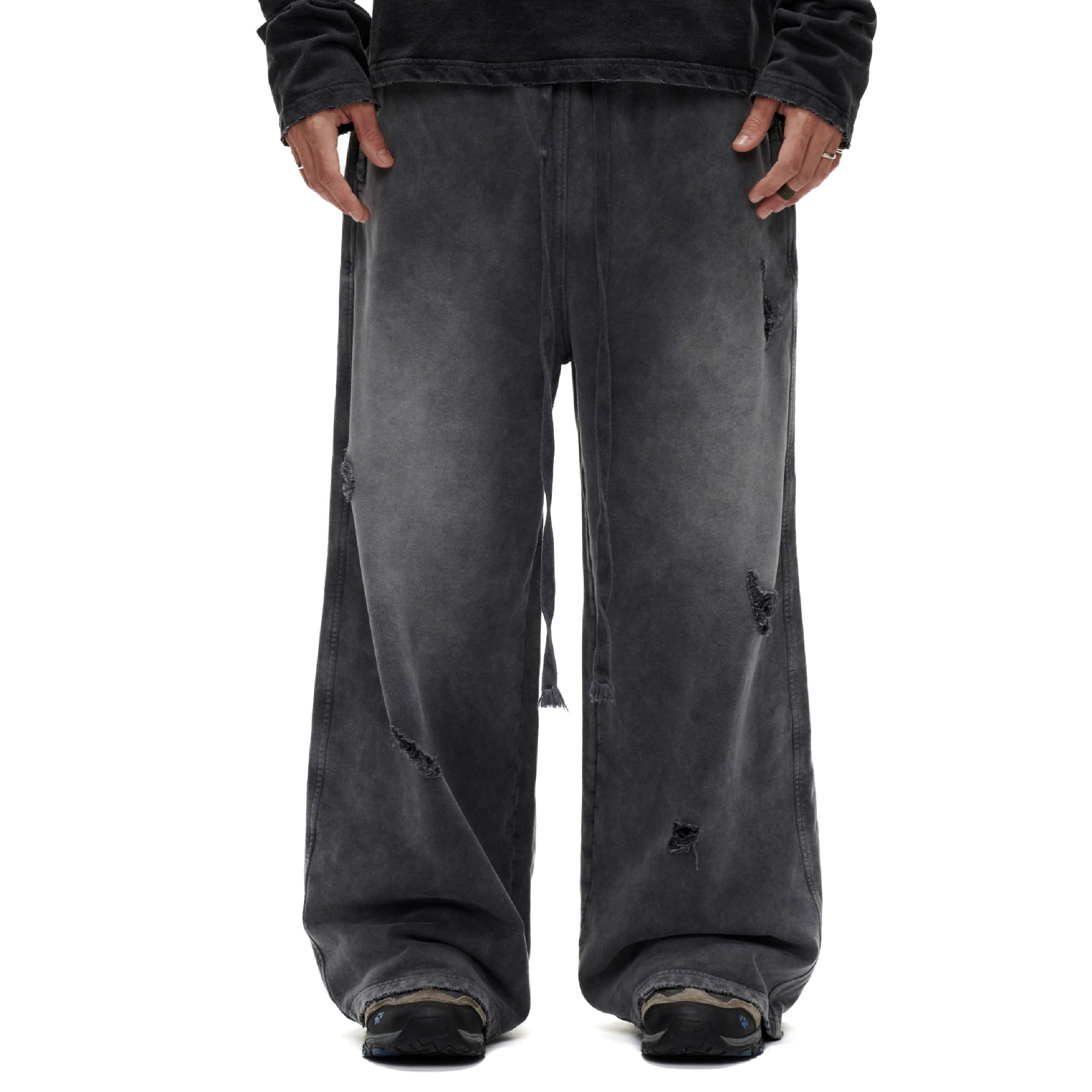 FNOS “FNOS” Washed Ripped Sweatpants [JGW8]