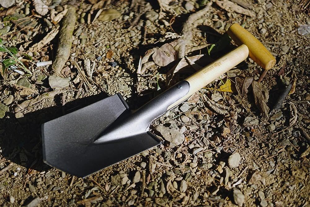 Bison 1879 Outdoor Spade 戶外鏟