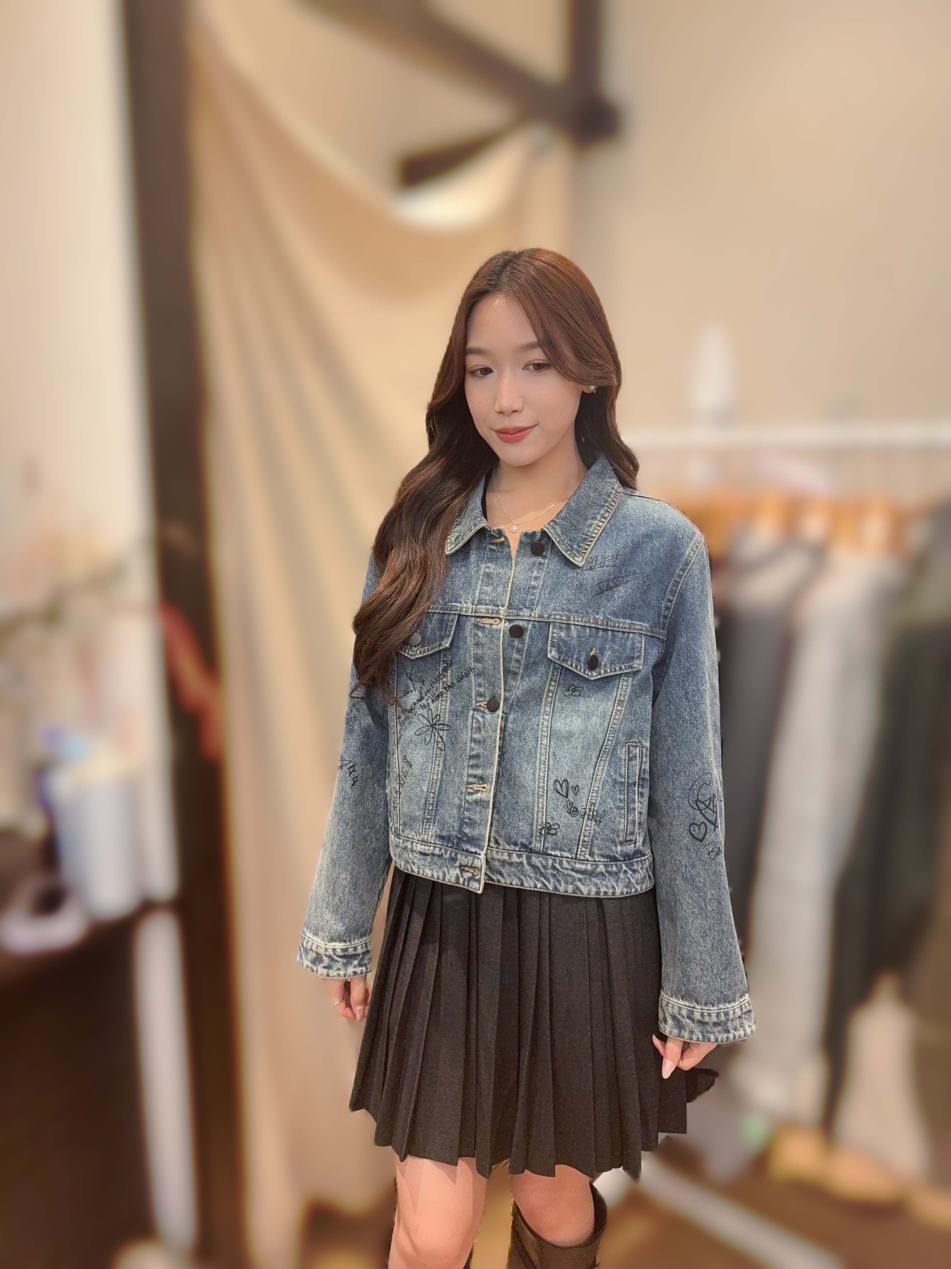 AQ30  韓風圖鴉牛仔褸 胸38 長22 $739