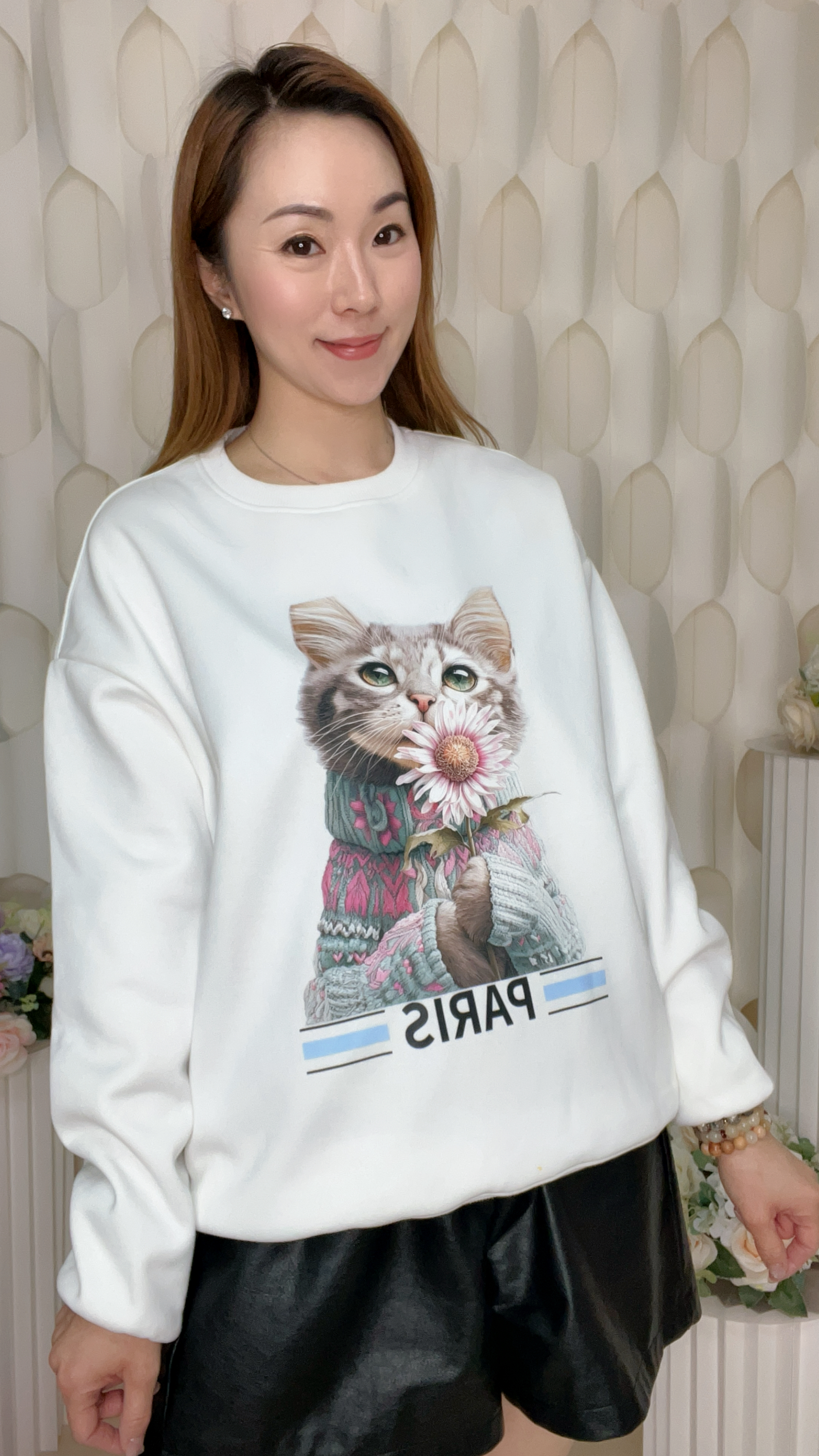 (U1) 針織貓咪與向日葵圖案巴黎風衛衣 (SIZE: S-3XL)(3件以上平均$379/件,5件以上平均$369/件,買滿12件送隱藏)  #法國Lune de Moon #1910LU