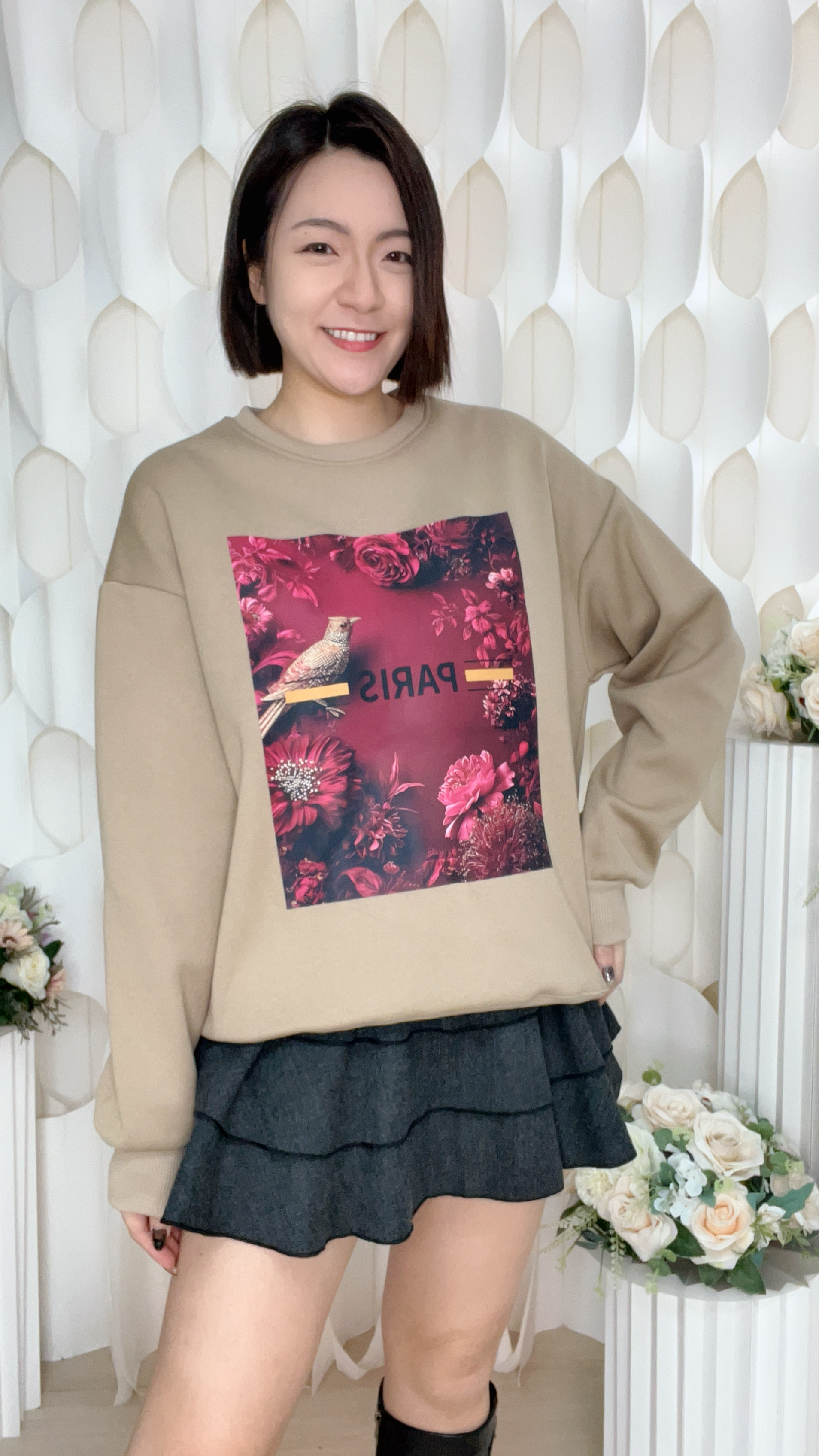 (O1) 酒紅色玫瑰與鳥圖案巴黎風衛衣 (SIZE: S-3XL)(3件以上平均$379/件,5件以上平均$369/件,買滿12件送隱藏)  #法國Lune de Moon #1910LU