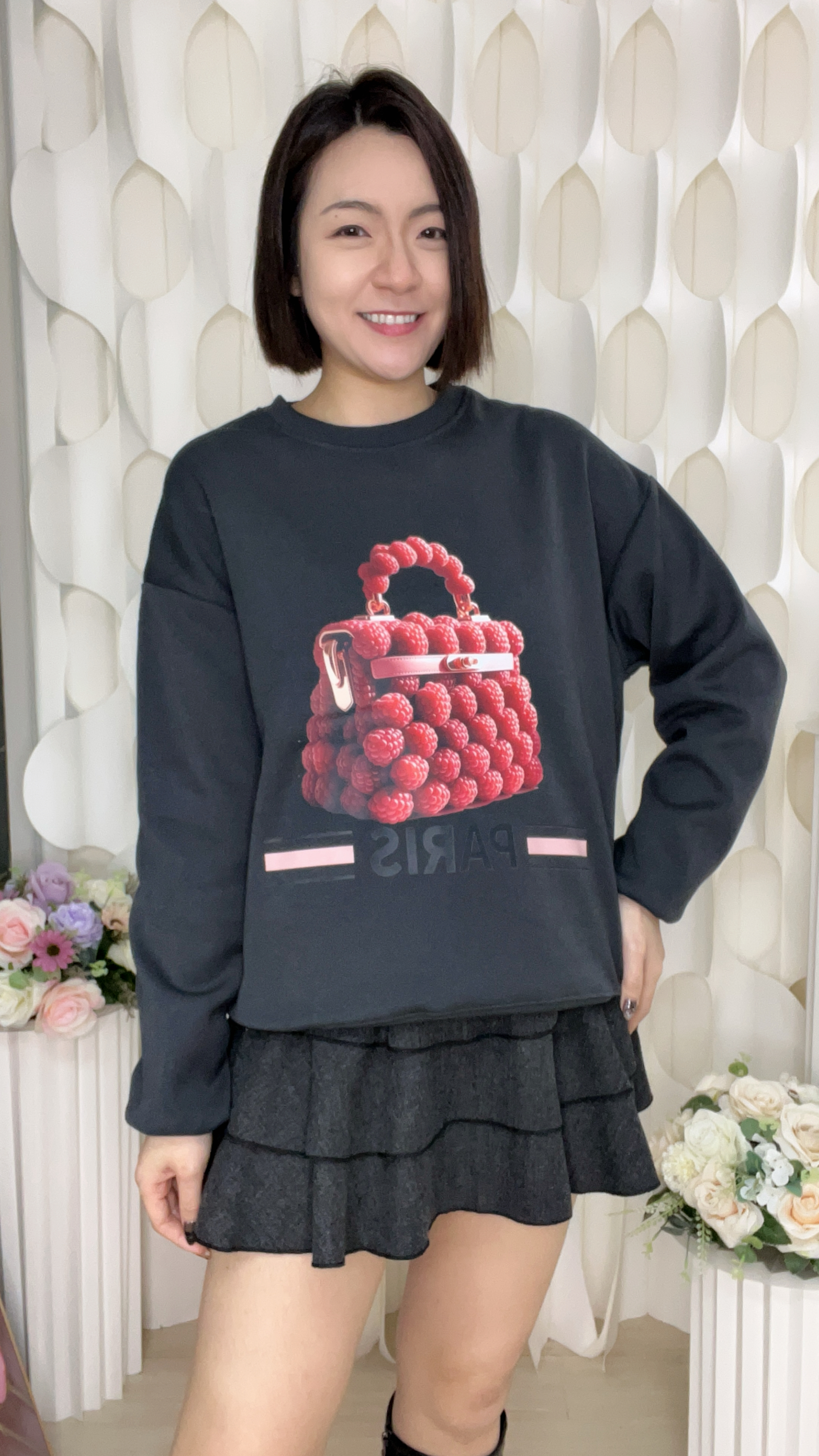 (M1) 巴黎覆盆子手袋衛衣 (SIZE: S-3XL)(3件以上平均$379/件,5件以上平均$369/件,買滿12件送隱藏)  #法國Lune de Moon #1910LU