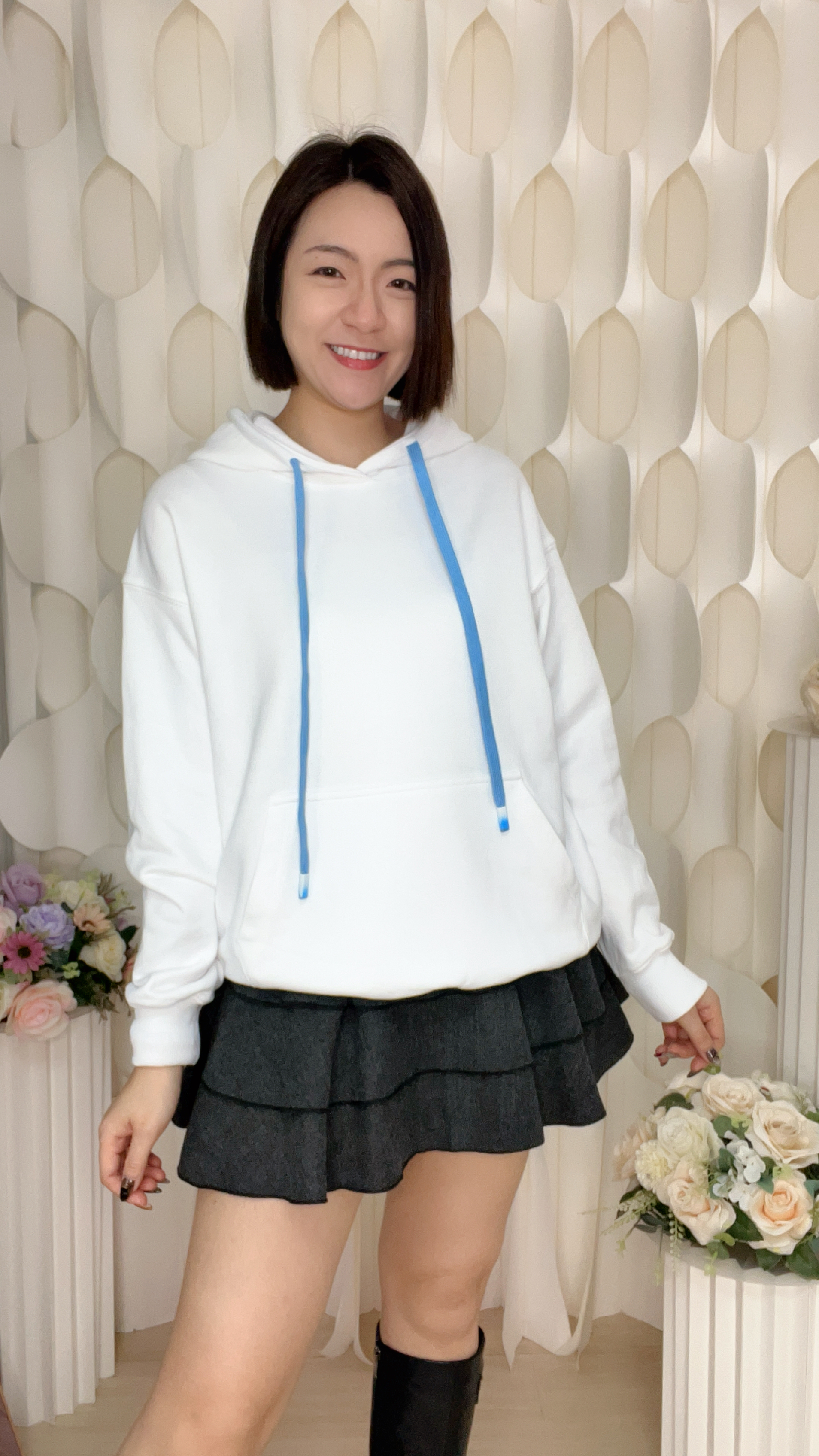 (AO1)  (K ICON獨家款)法國巴黎白色連帽衛衣 (SIZE: S-3XL)(3件以上平均$479/件,5件以上平均$469/件,買滿12件送隱藏)  #法國Lune de Moon #1910LU