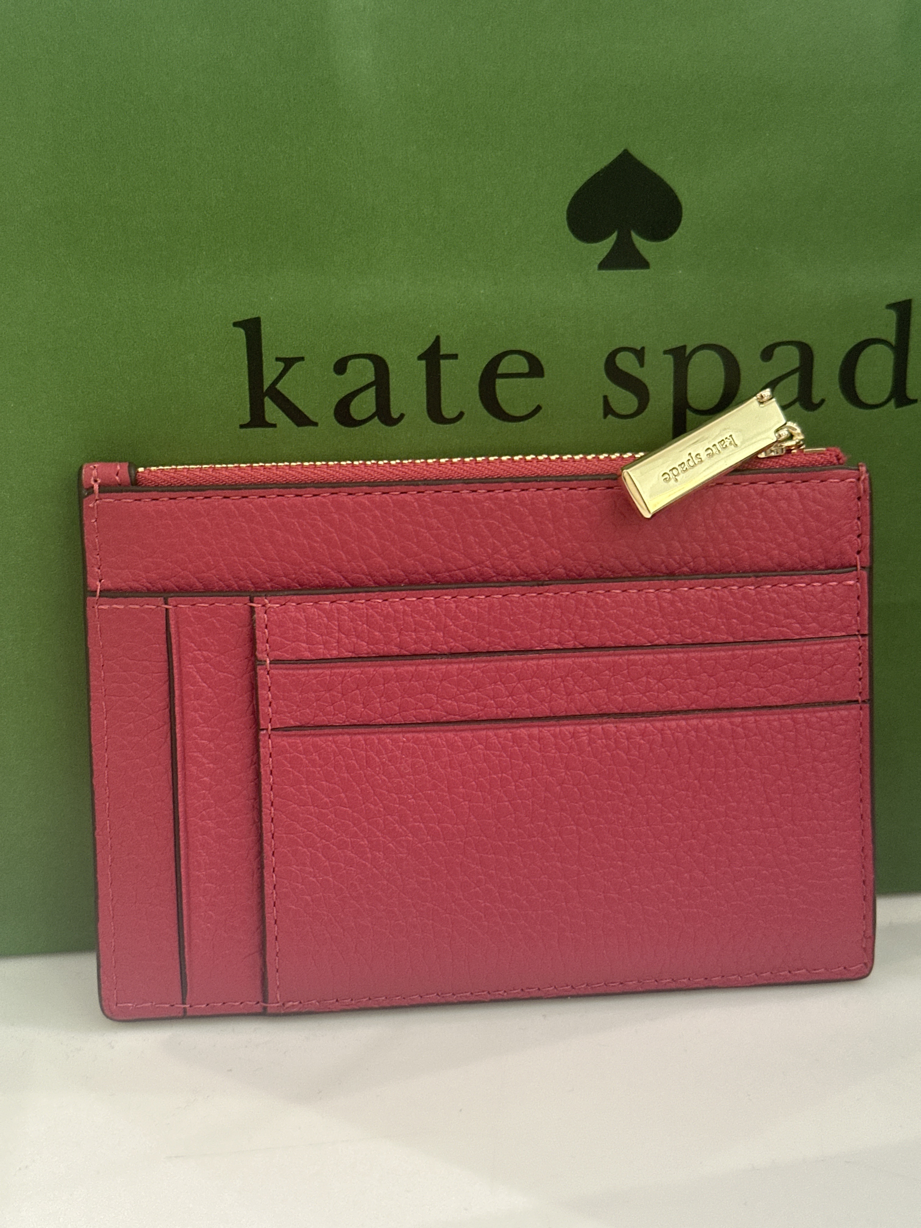 WV86 KS 桃紅色大拉鏈卡包  Kayla Large Slim Cardholder