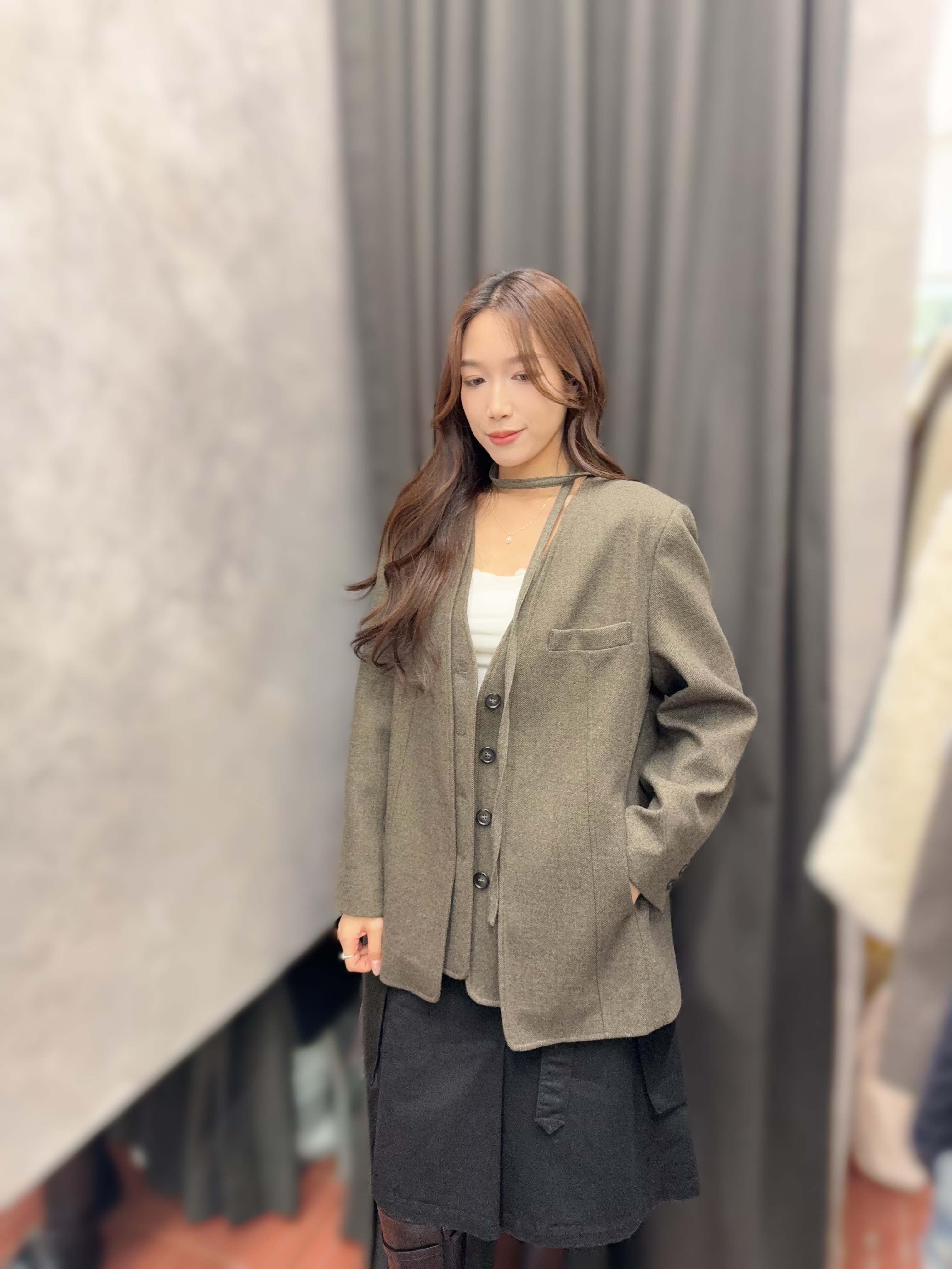 FN03  羊毛褸   胸40  長28   $1099 校長價