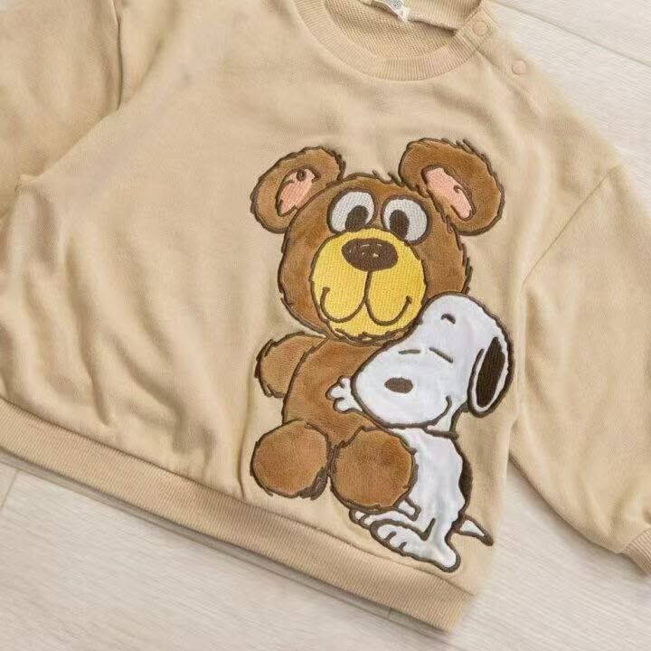 日單 Snoopy Peanuts冬季衛衣