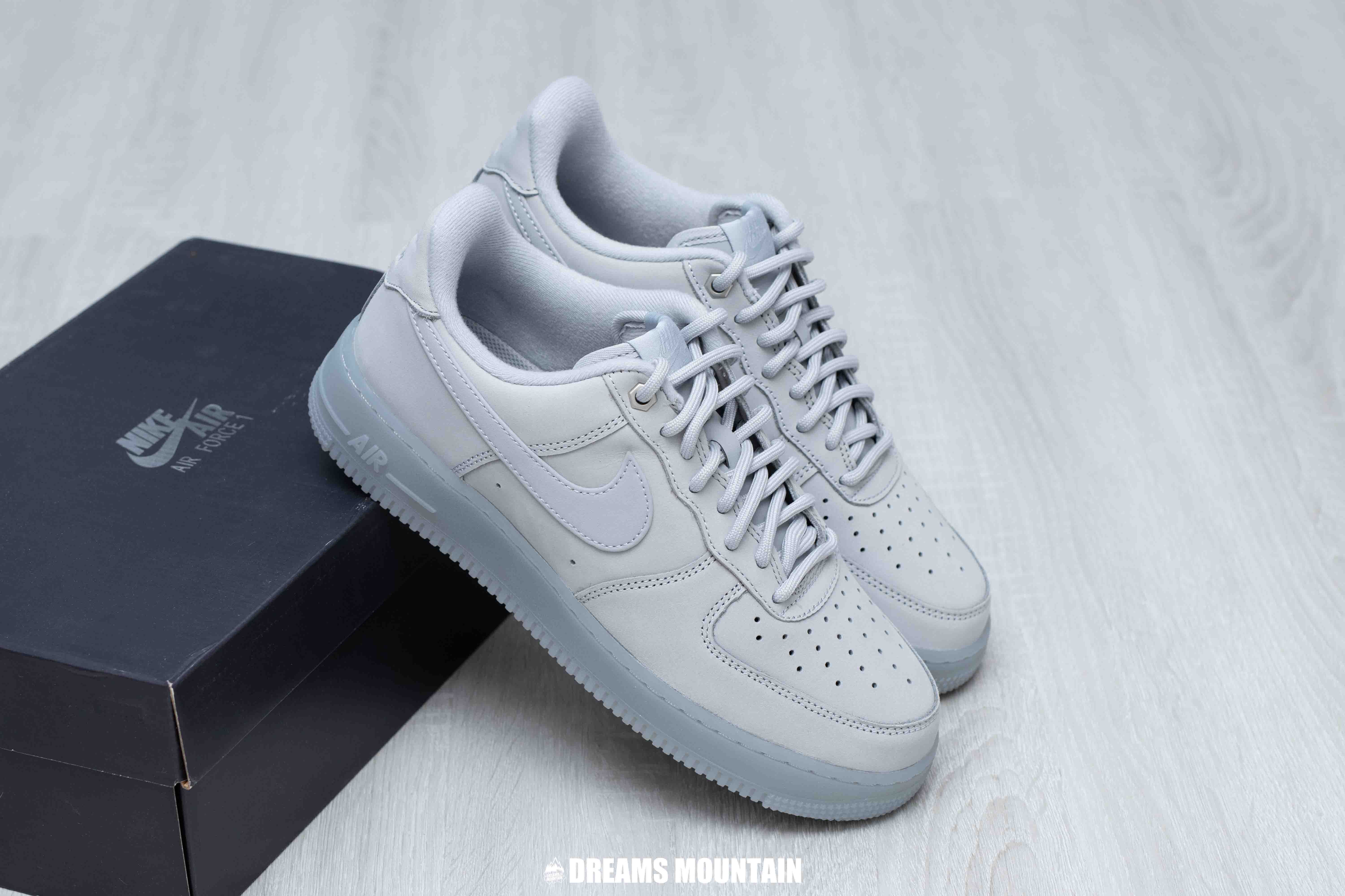 【預訂】NIKE AIR FORCE 1 07 WB  磨砂灰-MEN