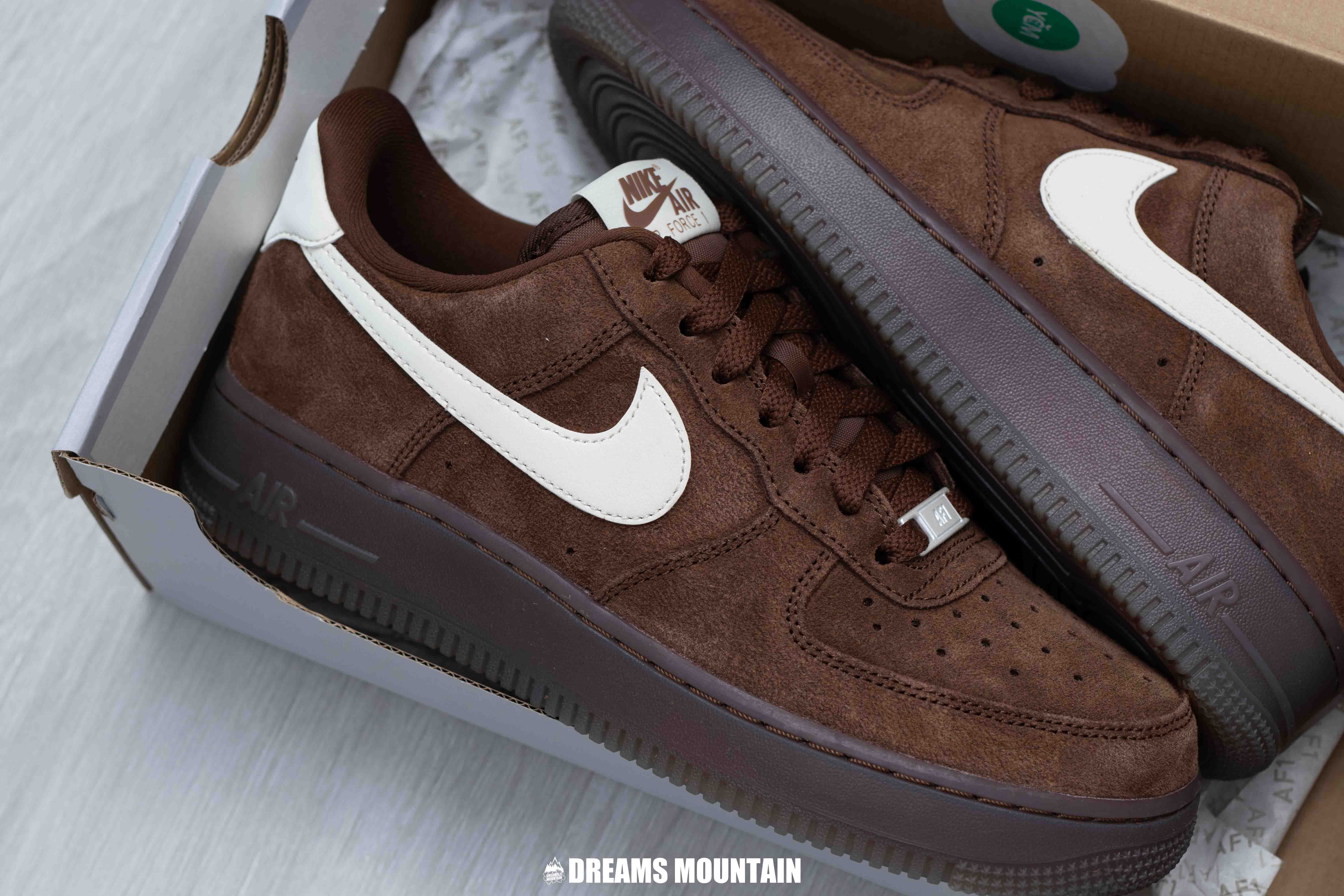 【預訂】 NIKE AIR FORCE 1 麂皮可可棕 -WOMEN
