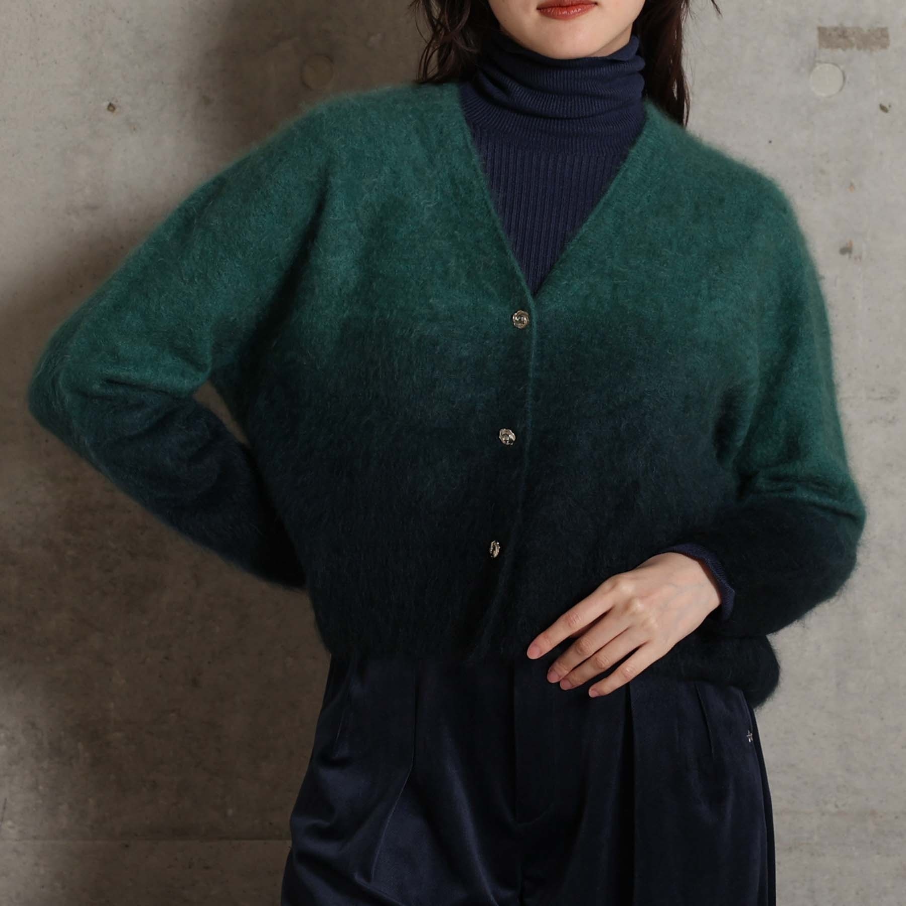 Pure Cashmere 漸層色開襟衫（綠）