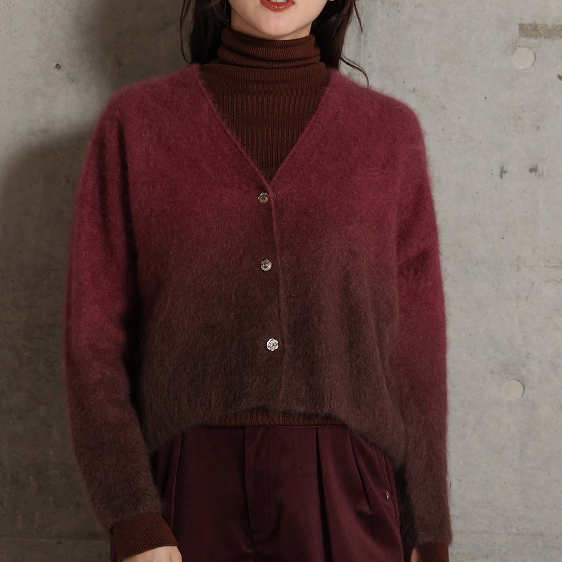 Pure Cashmere 漸層色開襟衫（紅）