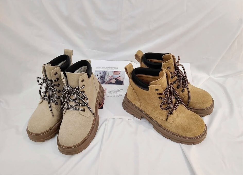 RI08 牛皮 4 CM 高 足碼 SIZE 36 -40   $699