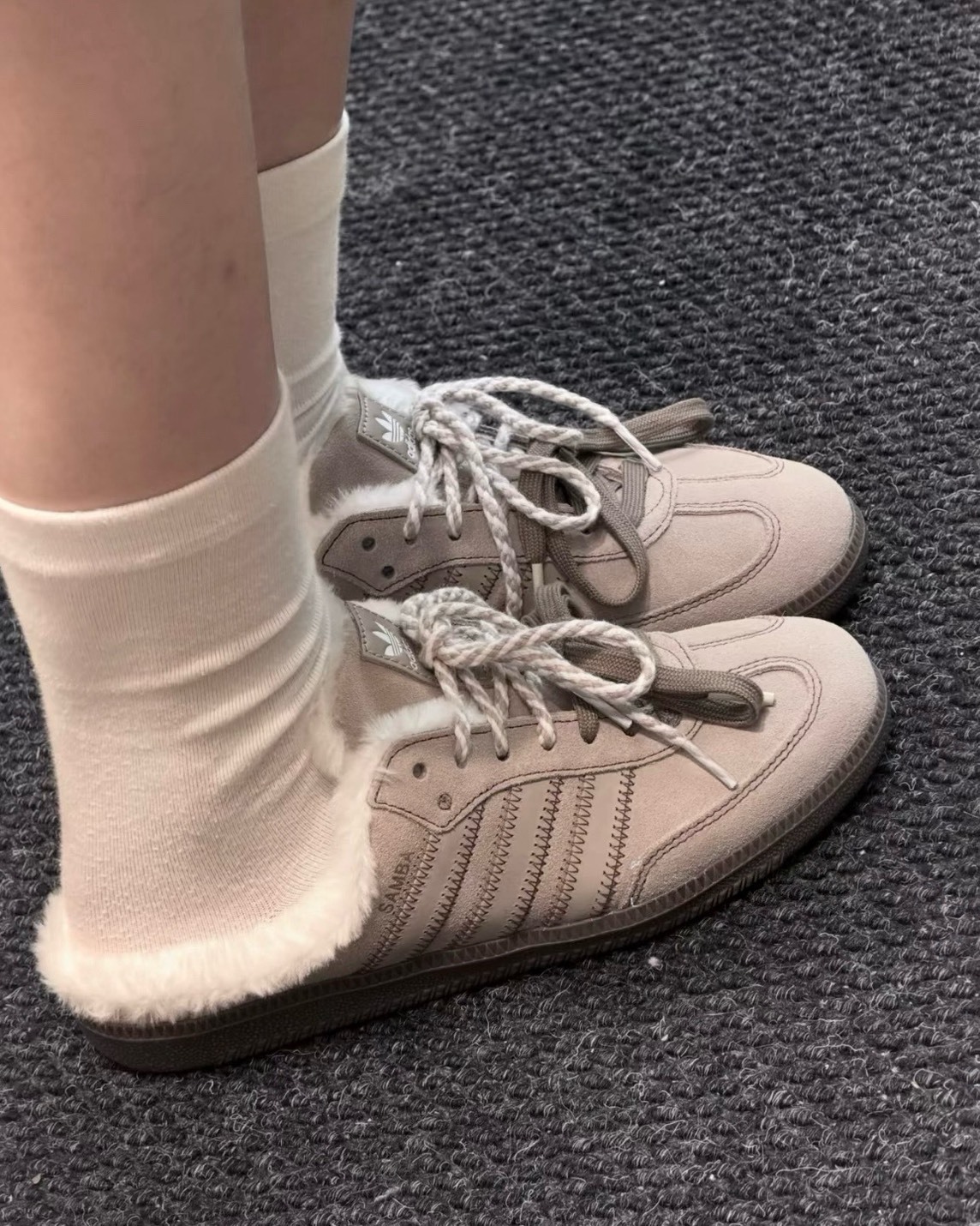 Adidas Originals Samba OG Mule "Fur-Lined" 復古 麂皮 毛絨 穆勒拖 兩色