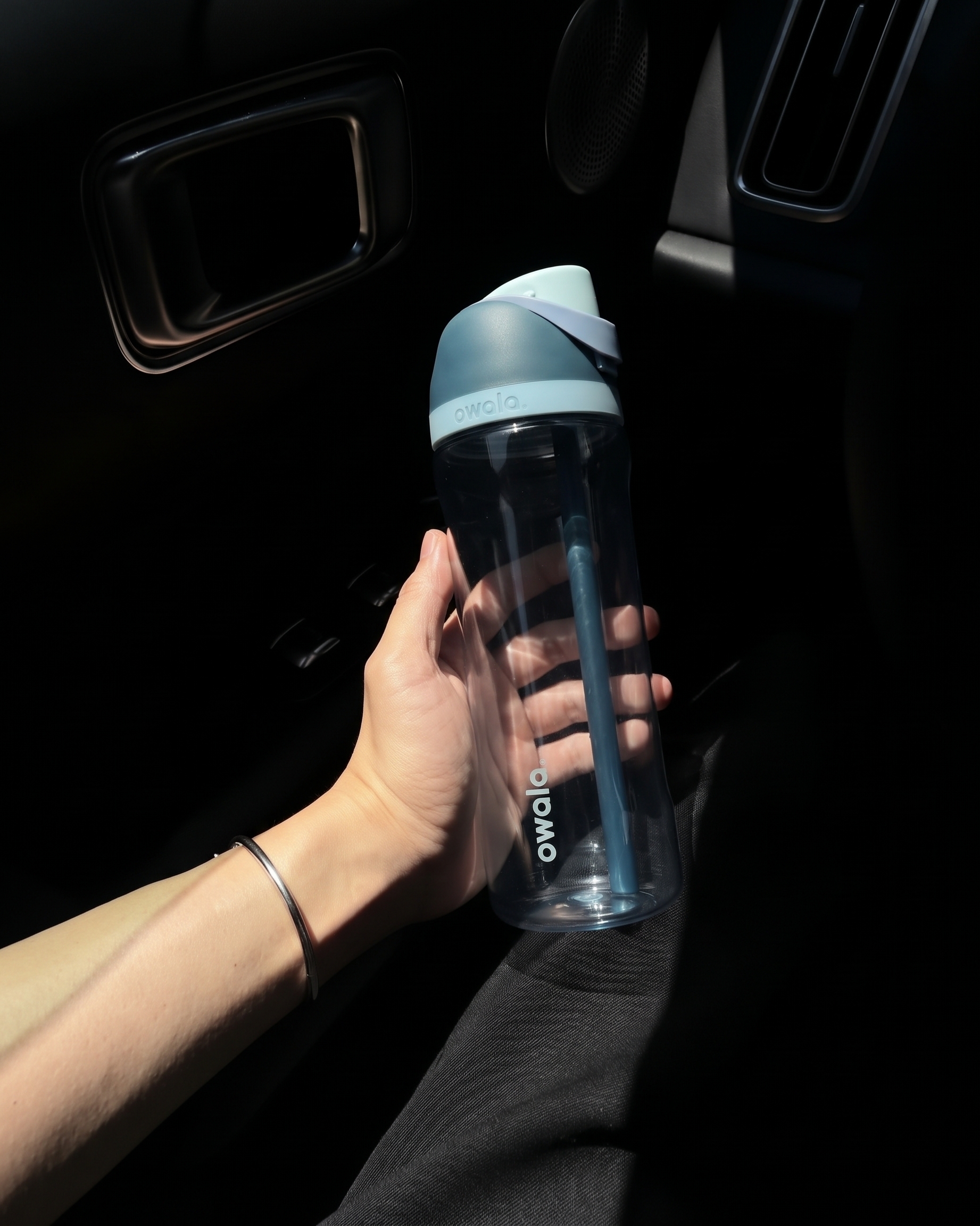 OWALA  FreeSip Tritan 25oz 冷水瓶 透明款 運動水壺 4色