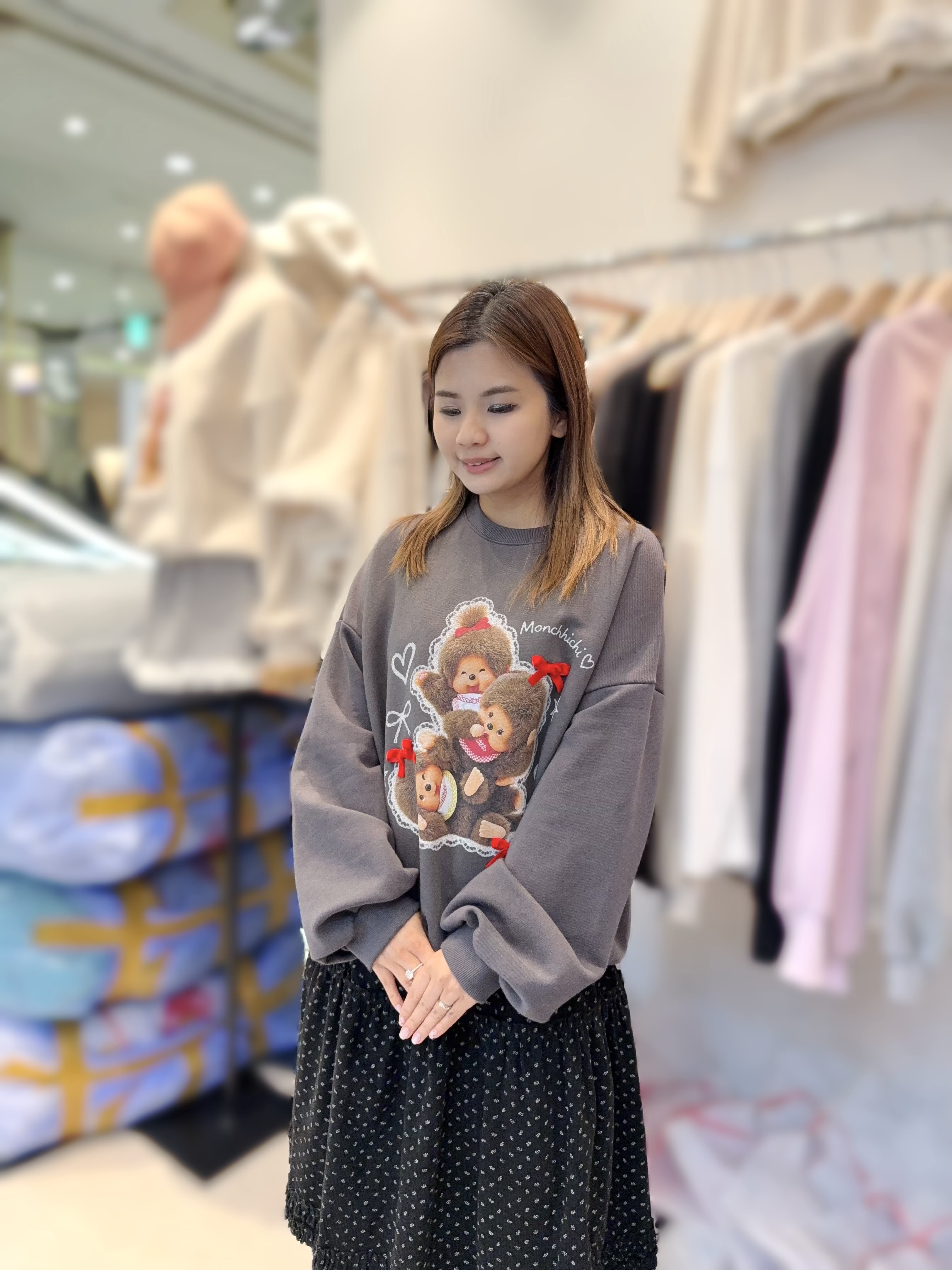 EE13 胸52-60 長25 $439 校長價