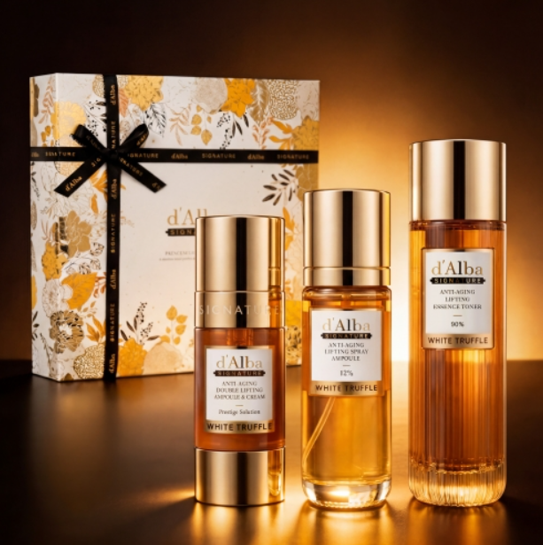 CR261021 - D5-d'Alba Signature Anti-Aging Full-Care Set  (Signature Anti-Aging Lifting Spray Ampoule 12% 60ml + Signature Anti-Aging Double Lifting Ampoule & Cream 50g + Signature Anti-Aging Lifting Essence Toner 120ml) + 每盒加送 Signature Vita Capsule Anti-Aging Collagen Hydrogel Mask 44g 1片 EXP:2028