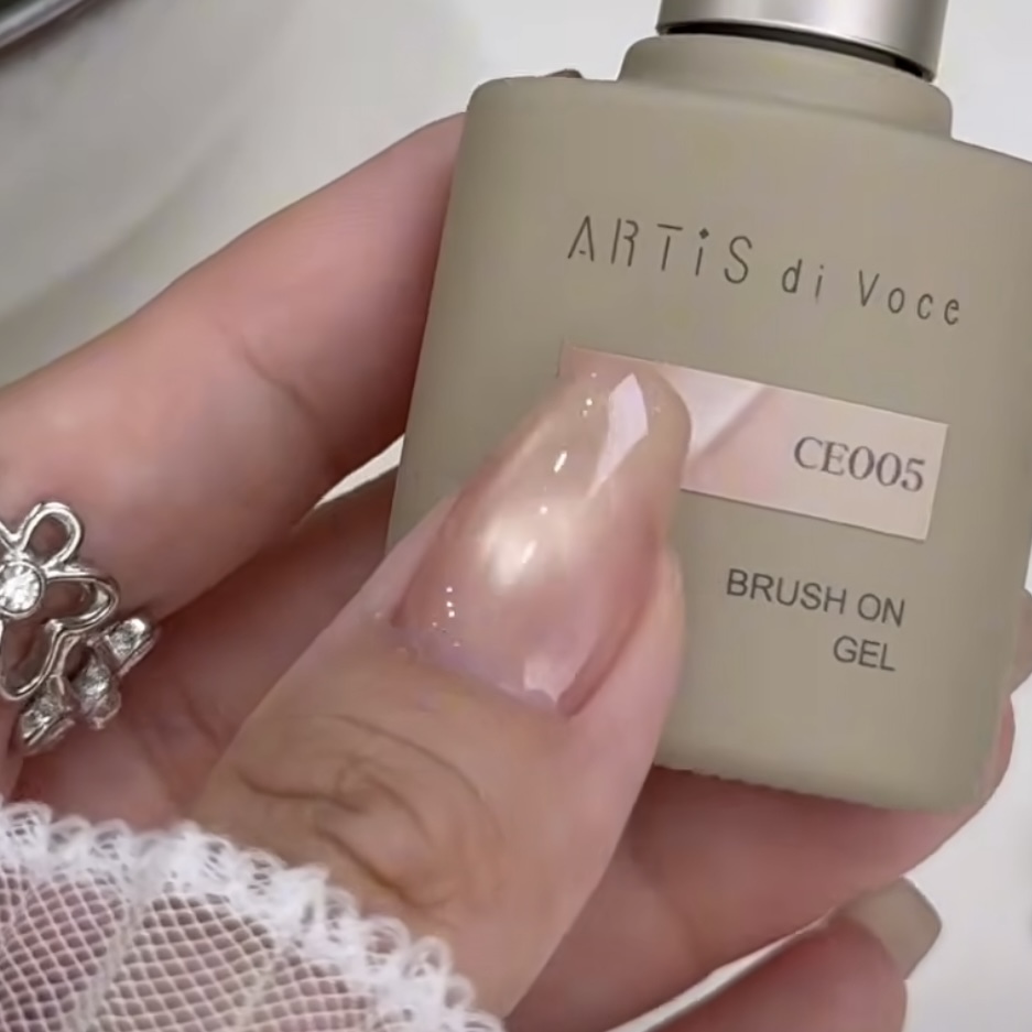 CE005 貓眼 ARTiS di Voce
