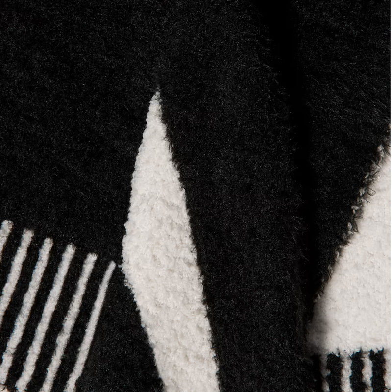 NIKE COZY EYELASH KNIT BLANKET 針織毯 雙人加大毛毯 毯子 被子 黑白 N1014950022OS [台灣現貨]