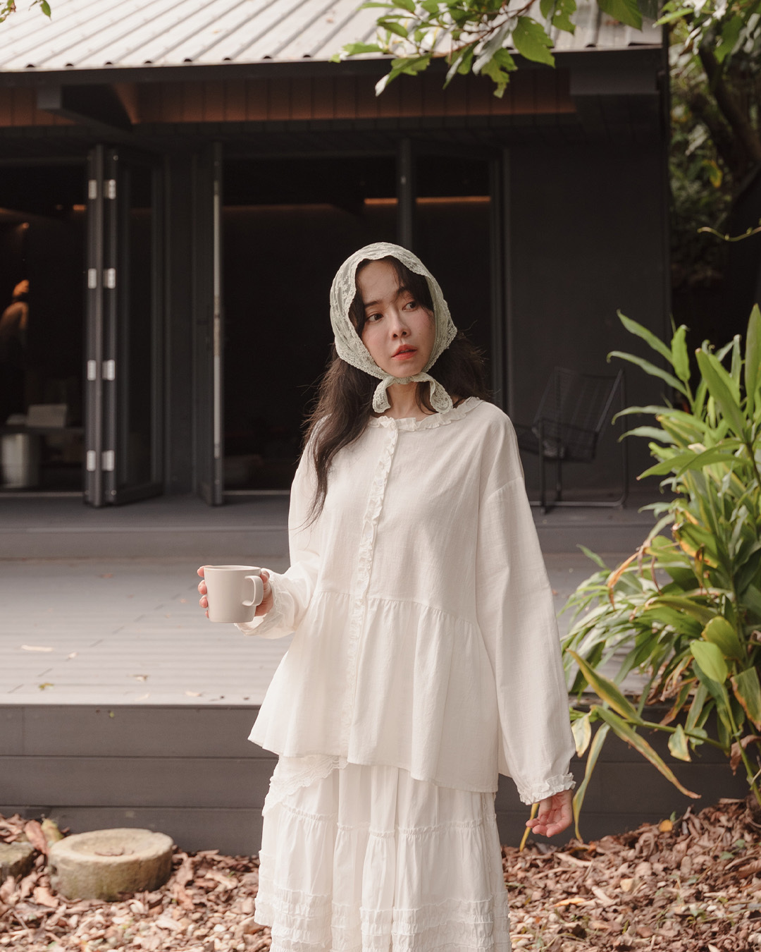 Three-dimensional ruffled collar, umbrella-shaped long-sleeved top - white【01200199】in stock+pre-order